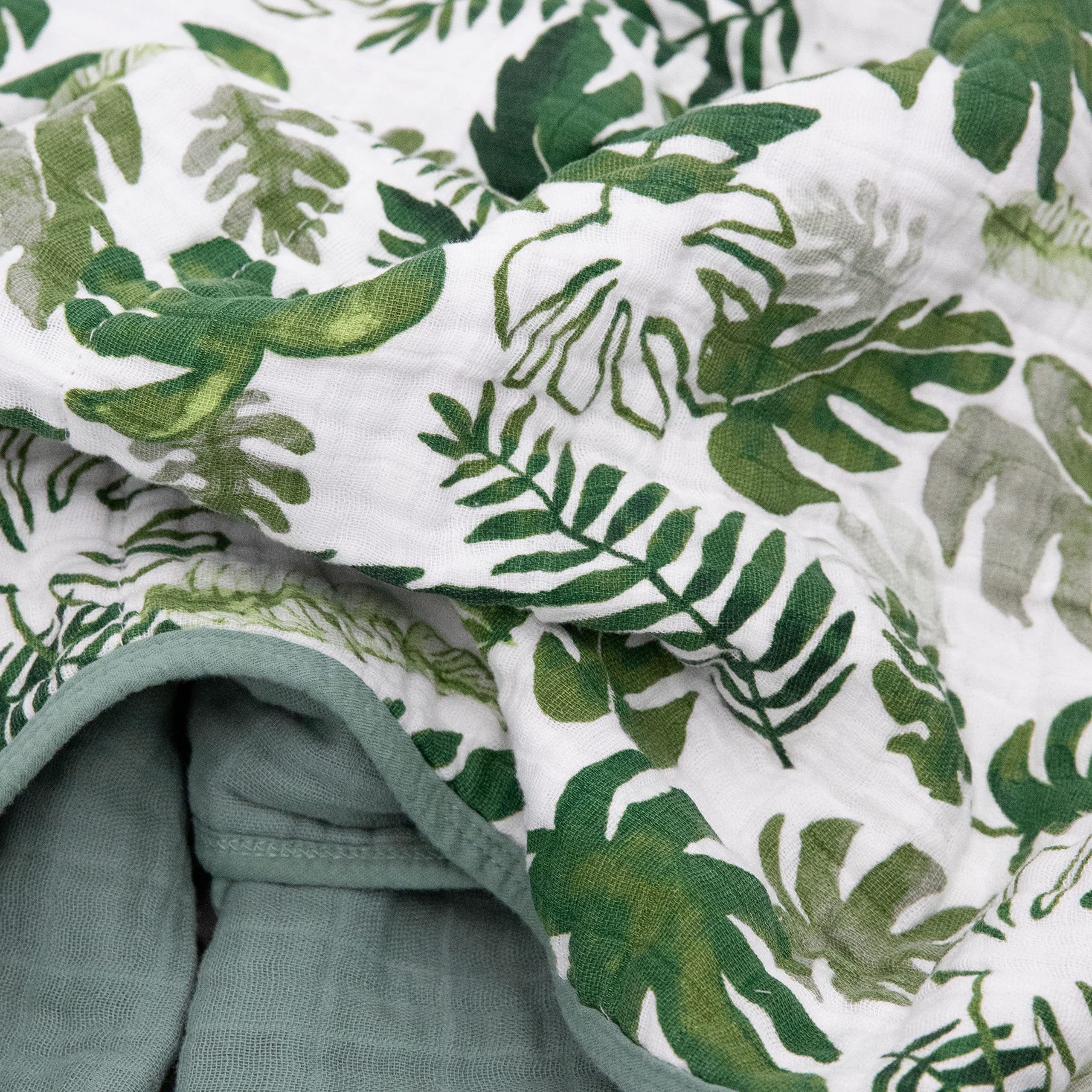 Little Unicorn - Coperta premium in mussola di cotone al 100% - Coperta trapuntata traspirante - Coperta per gattonare - Coperta morbida - Design dipinto a mano - 120 x 120 cm (Tropical Leaf)