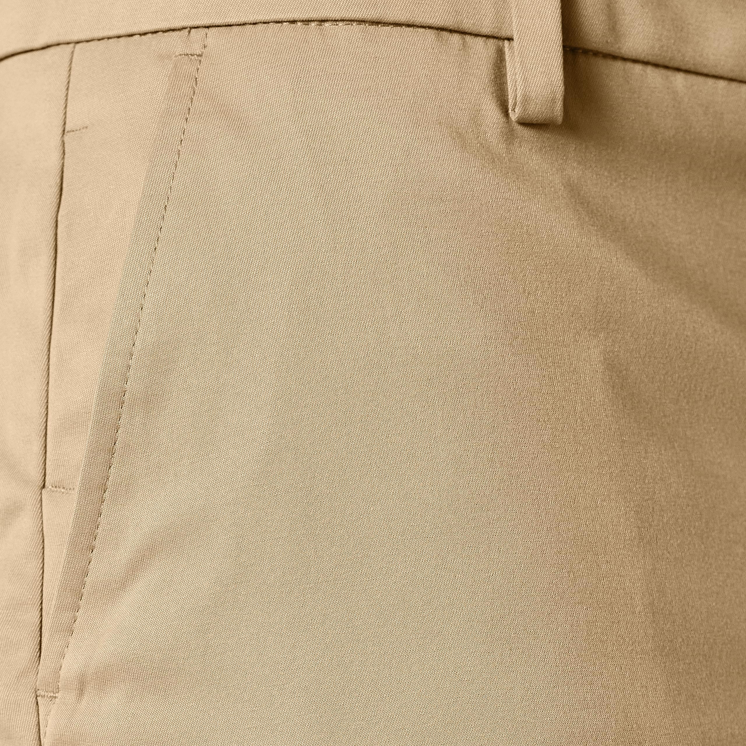 Amazon Essentials Herren Classic-Fit-Stretch-Golfshorts Big & Tall