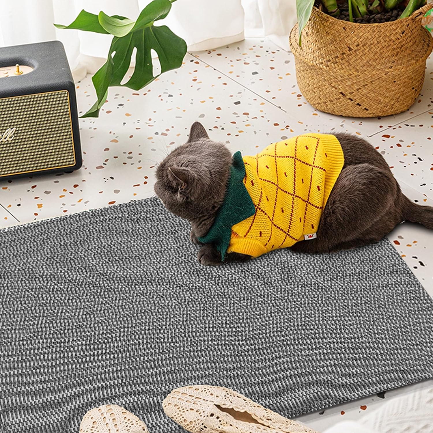 IOHOUZE Boho Kitchen Runner Rug -2.6'x10' Cotton Woven Indoor Outdoor Carpet Rugs Mats,Dark Grey Runners for Hallways, Machine Washable Runner Rug for Kitchen Bedroom Living Room Laundry Entryway