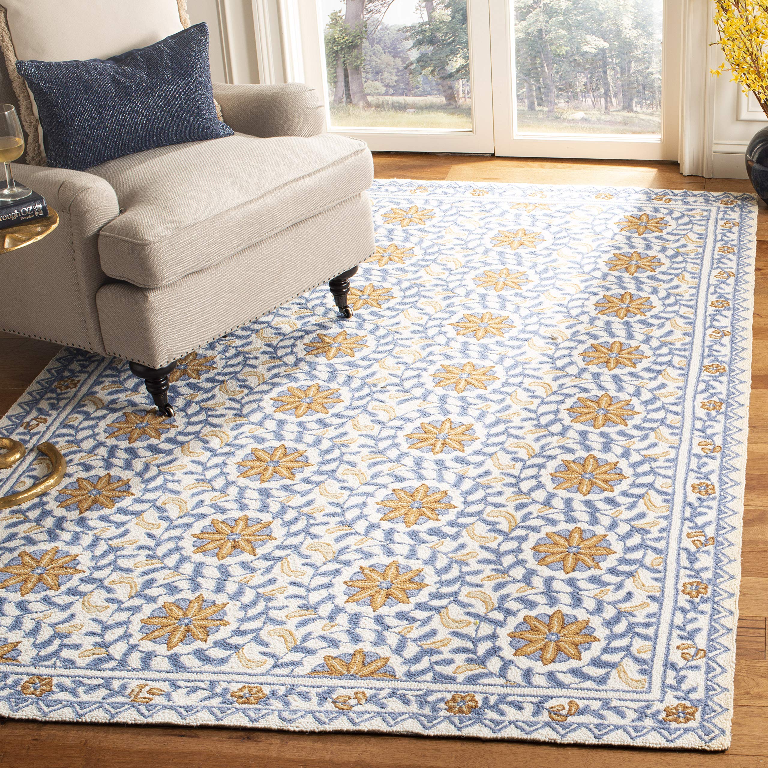 SAFAVIEH Area Rug 8x10 - Chelsea Collection - Large - Ivory & Blue, Hand-Hooked Wool, French Country Design, Ideal for Living Room, Bedroom, Office,