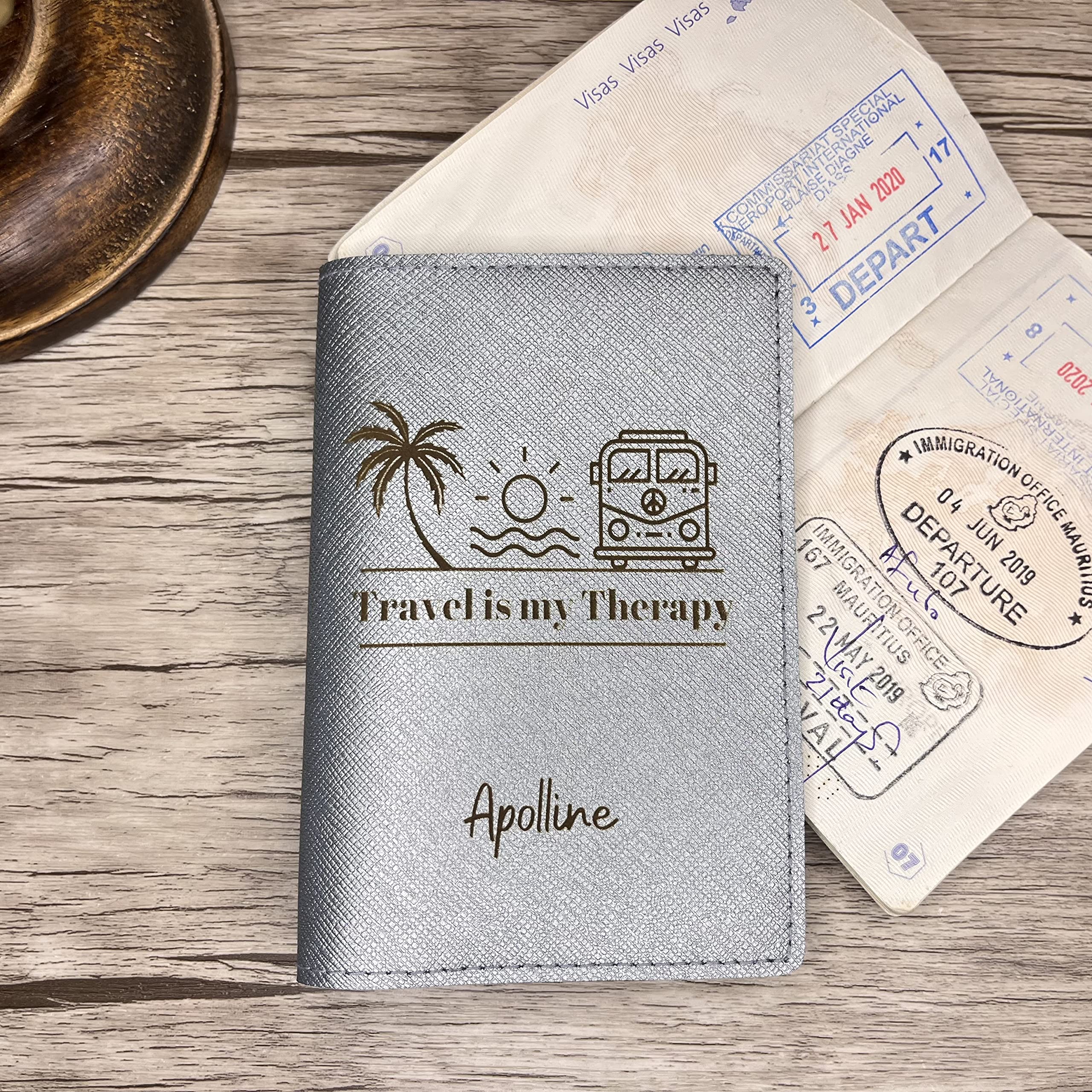 Protège Passeport Personnalisé, Porte Passeport Made in France, Pochette Passeport 100% Personnalisable, Étui Passeport Voopies, Protection Passeport Cuir, Housse Documents Voyage. (Métal)