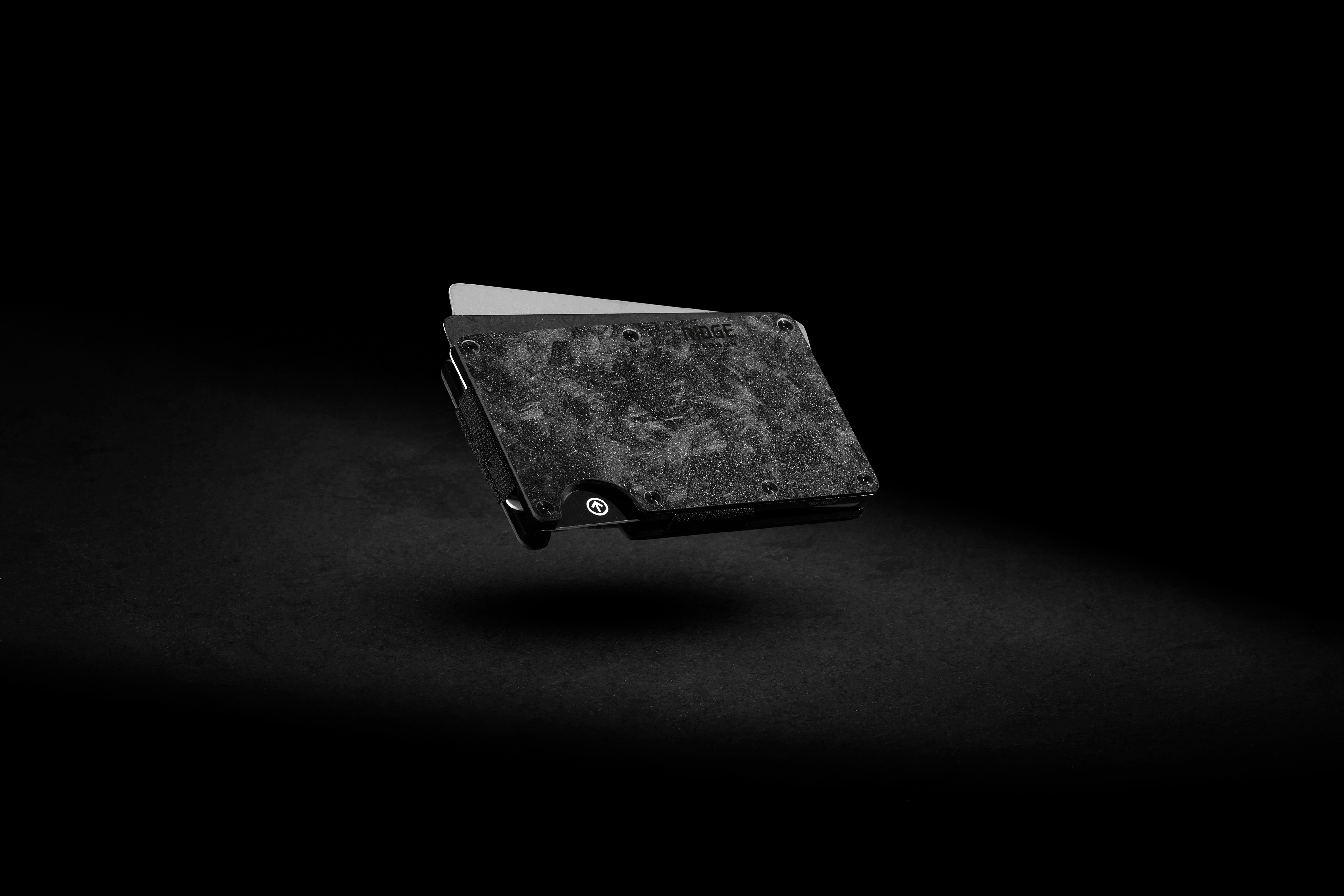 小物 the RIDGE Forged Carbon Cash Strap Slim & Strong Forged Carbon Wallet | The Ridge