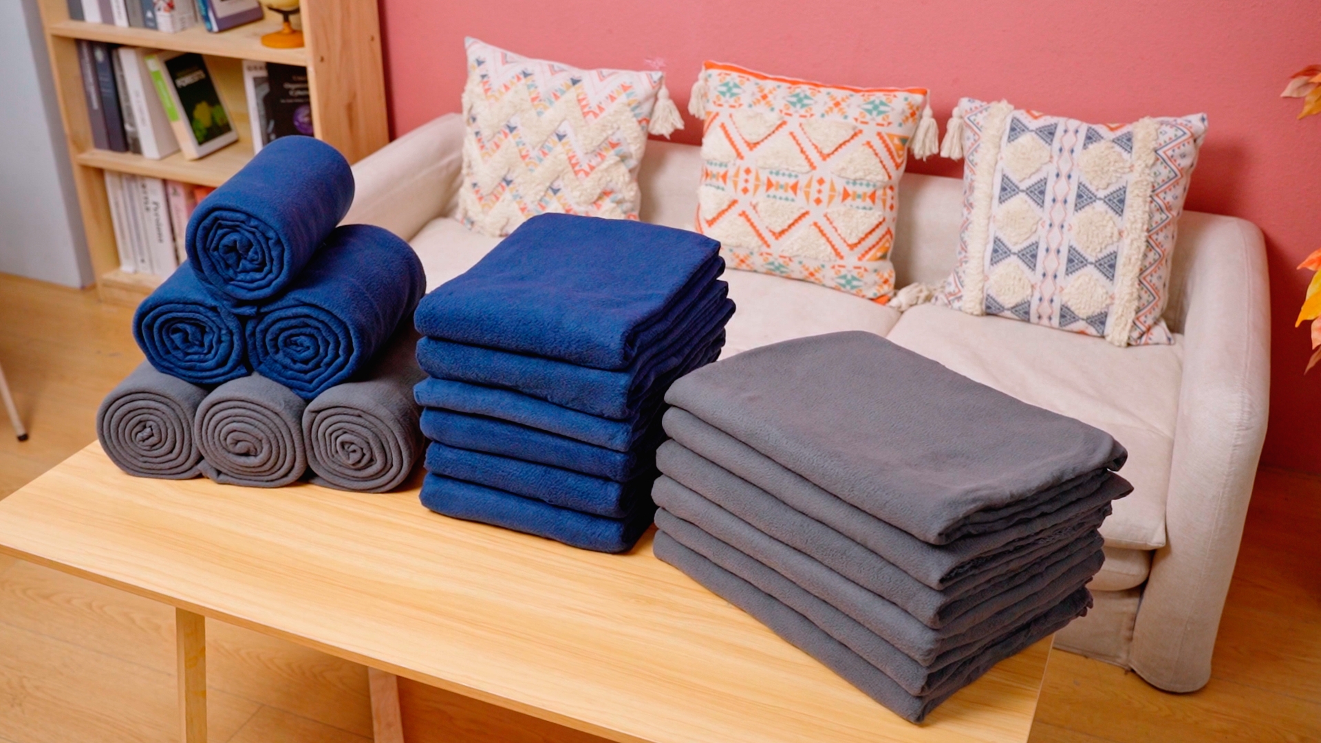 Amazon.com: Newwiee 15 Pack Fleece Blankets Bulk 50 x 60 Inch