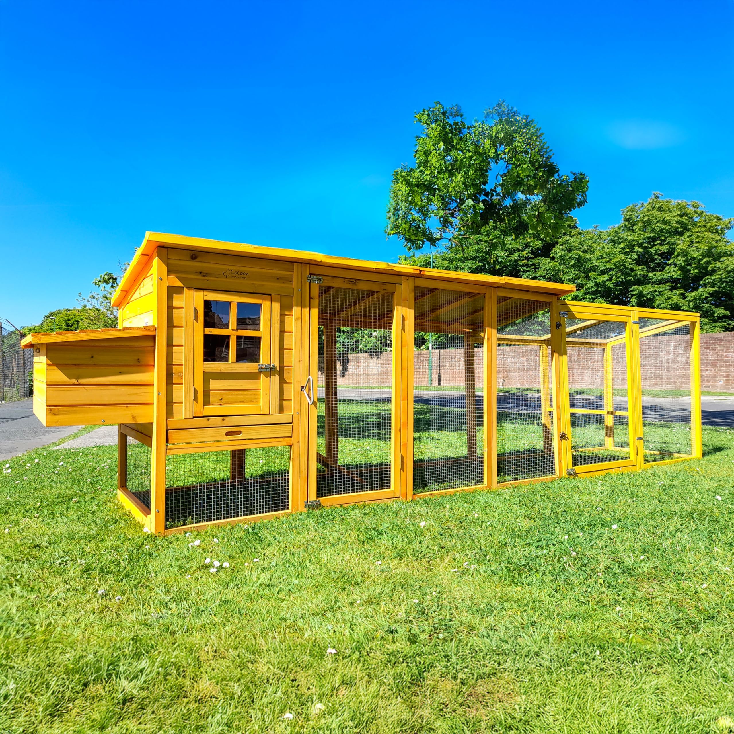 12.5ft 3000XWR Chicken Coop – Wooden Hen House with 8ft Covered Run, Pull-Out Tray, Secure Locking System & Nest Box – Ideal for 3–4 Birds or 5–6 Bantams