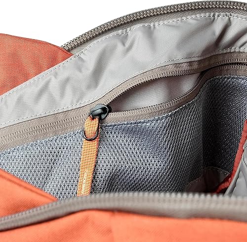 Miniatura 8 de Mystery Ranch Catalyst - Mochila de viaje de 18 litros con bolsillo tecnológico para transporte diario y aventuras, Catalizador - Pimentón