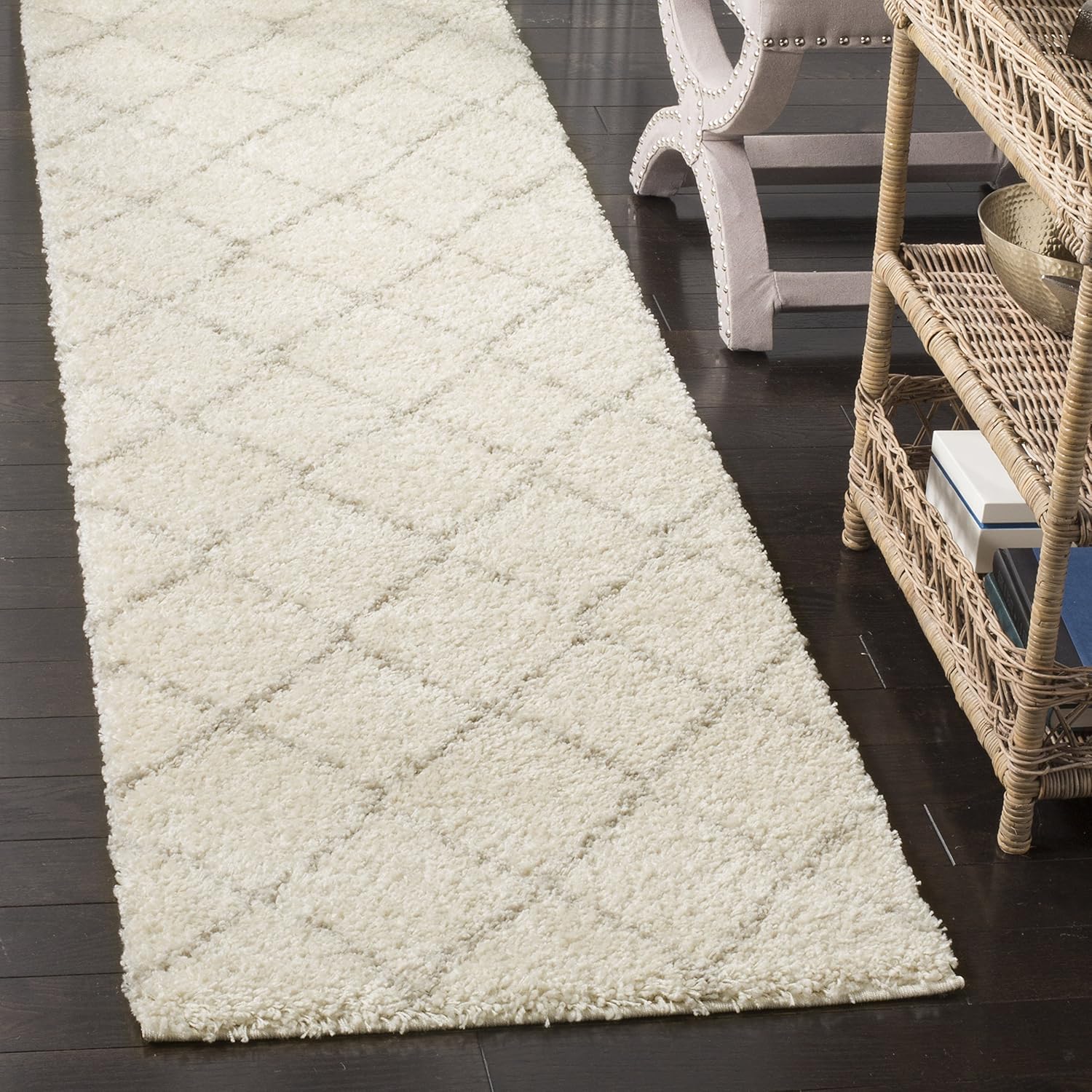 SAFAVIEH Arizona Shag Collection Runner Rug - 2'3" x 12', Ivory & Beige, Trellis Design, Non-Shedding & Easy to Clean, Ideal for Ideal for Living Room, Hallway, Foyer, Bedroom (ASG742A)