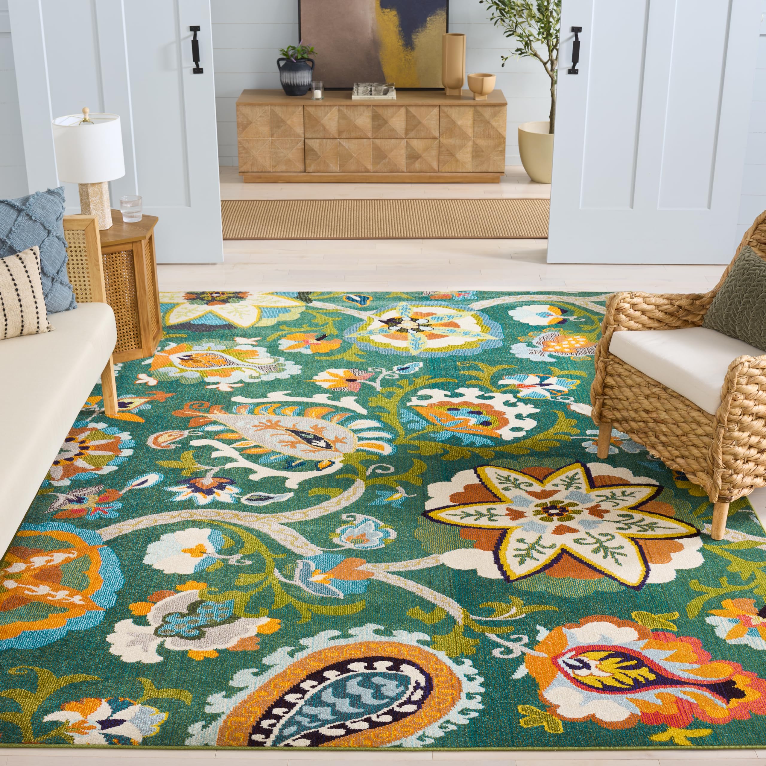 SAFAVIEH Area Rug 8x10 - Monaco Collection - Large - Green & Sage, Non-Shedding & Easy Cleaning, Ideal for Living Room, Bedroom, Office, Dining Space