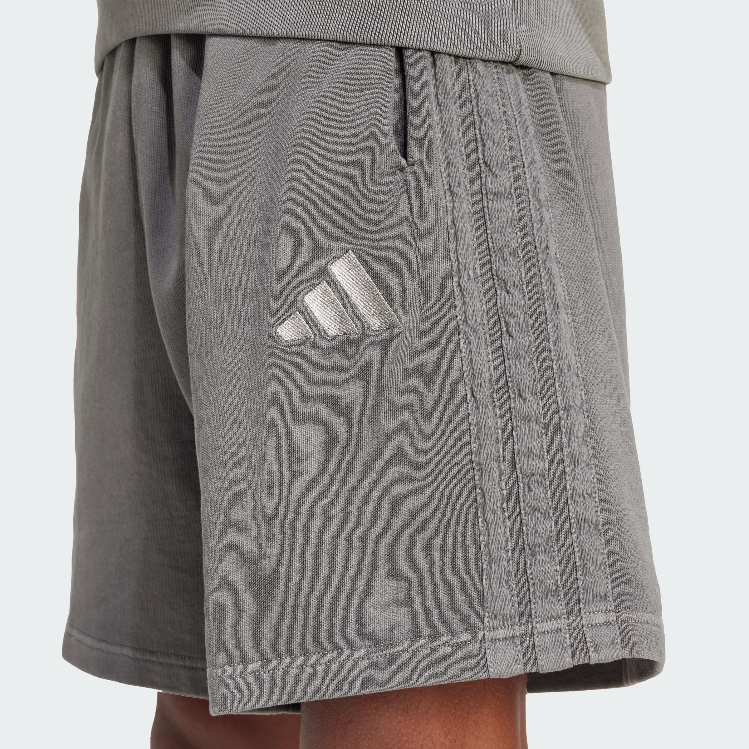 adidas Men's All SZN French Terry Shirts, verwaschene Optik, 20 cm