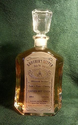 Miniatura 2 de Personalized Capitol Masonic Whiskey Label Hand Sand Etched Decanter