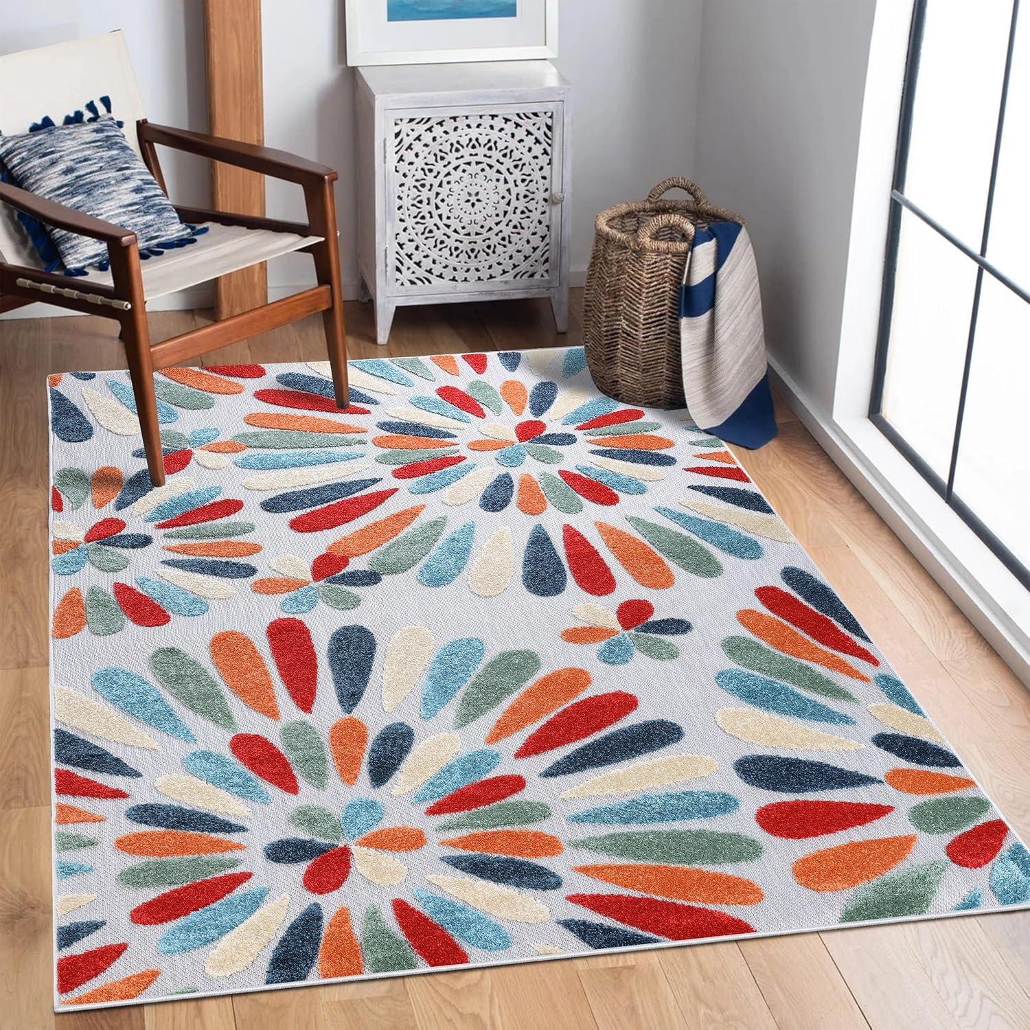 BNM Indoor Outdoor Area Rug, Perfect for Patio, Poolside, Backyard, Playroom, Kitchen, Bedroom, Dining Room, Entryway, Mudroom, Oversized Floral Floor Cover, 4' x 6', Multicolor