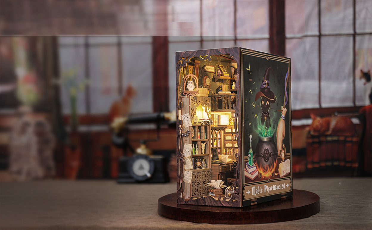 Amazon.com: CUTEBEE Book Nook Kit - DIY Miniature House Dollhouse