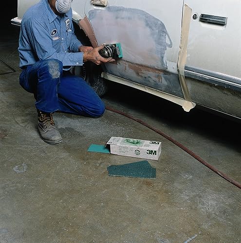 Miniatura 2 de 3M Green Corps Hookit hoja, 00538, 100, 2-3/4 in x 16-1/2 in, 50 hojas por caja