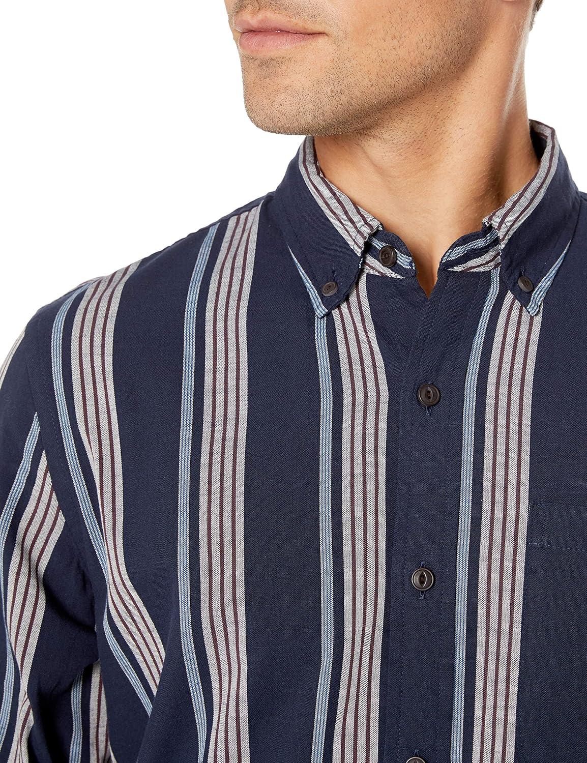 Goodthreads Men's Standard-Fit Long-Sleeve Chambray Shirt