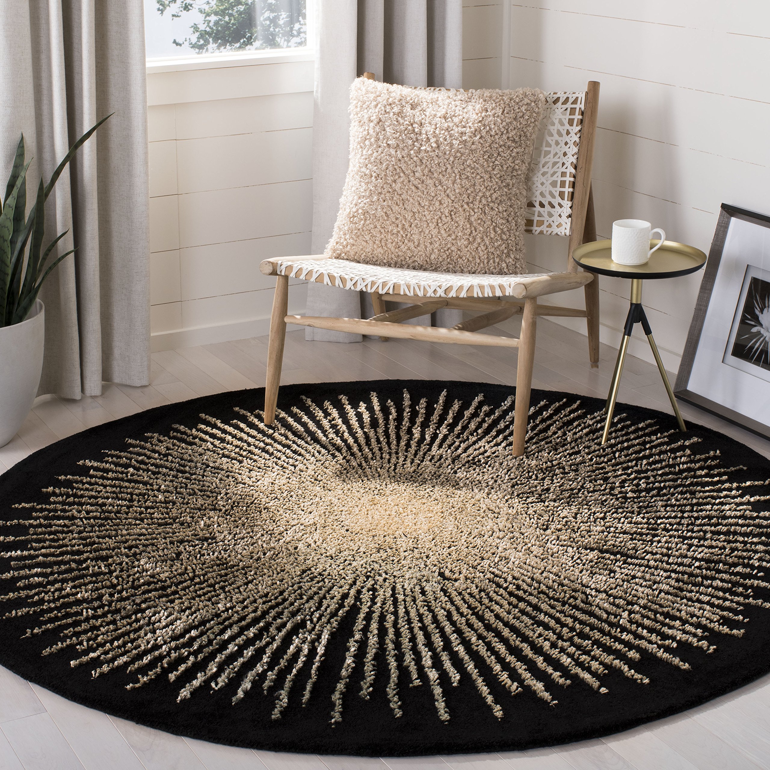 SAFAVIEH Soho Collection Area Rug - 8' Round, Black & Beige, Handmade Viscose & Wool, Ideal for High Traffic Areas in Living Room, Bedroom (SOH655Z)