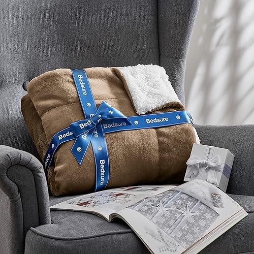 Miniatura 6 de Bedsure Manta de tamaño Queen de vellón sherpa para la cama, manta gruesa y cálida para el invierno, suave y mullida, para el otoño, color camello,