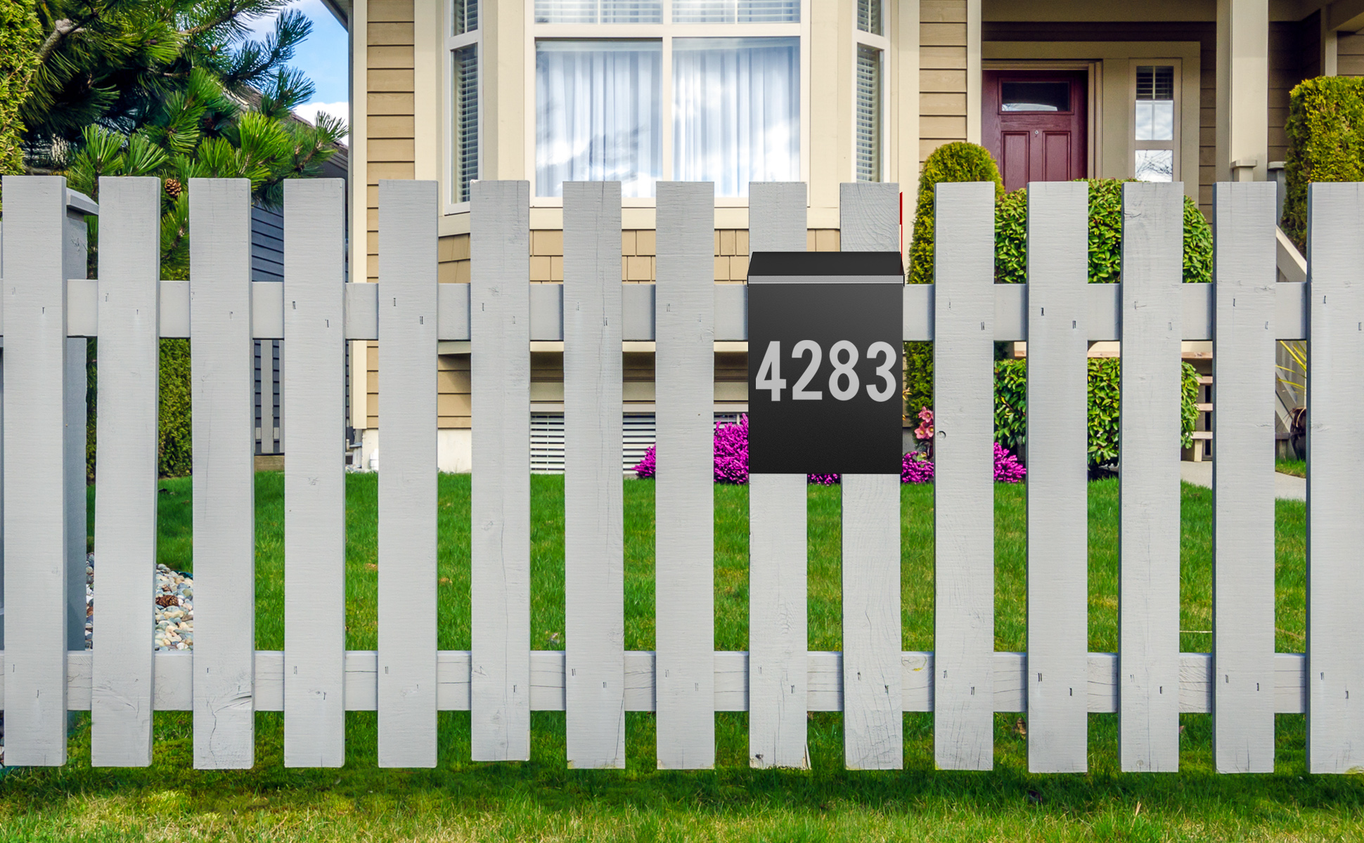 LAND·VOI Boîte Aux Lettres Murale Avec Un Drapeau Et Trois Ensembles D