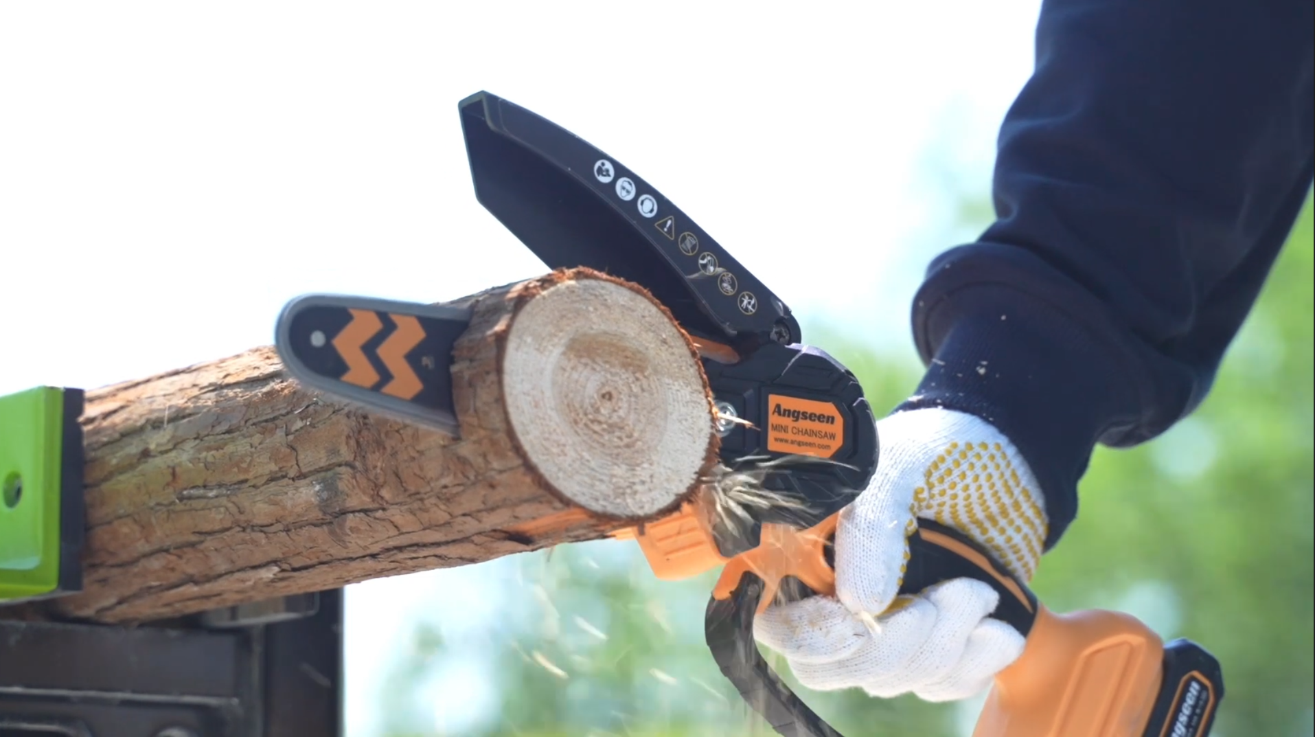【intch.】ShankSuper110sWoolSlacksICESENSE Angseen Cordless Mini Chainsaw with 2 Batteries & Chains