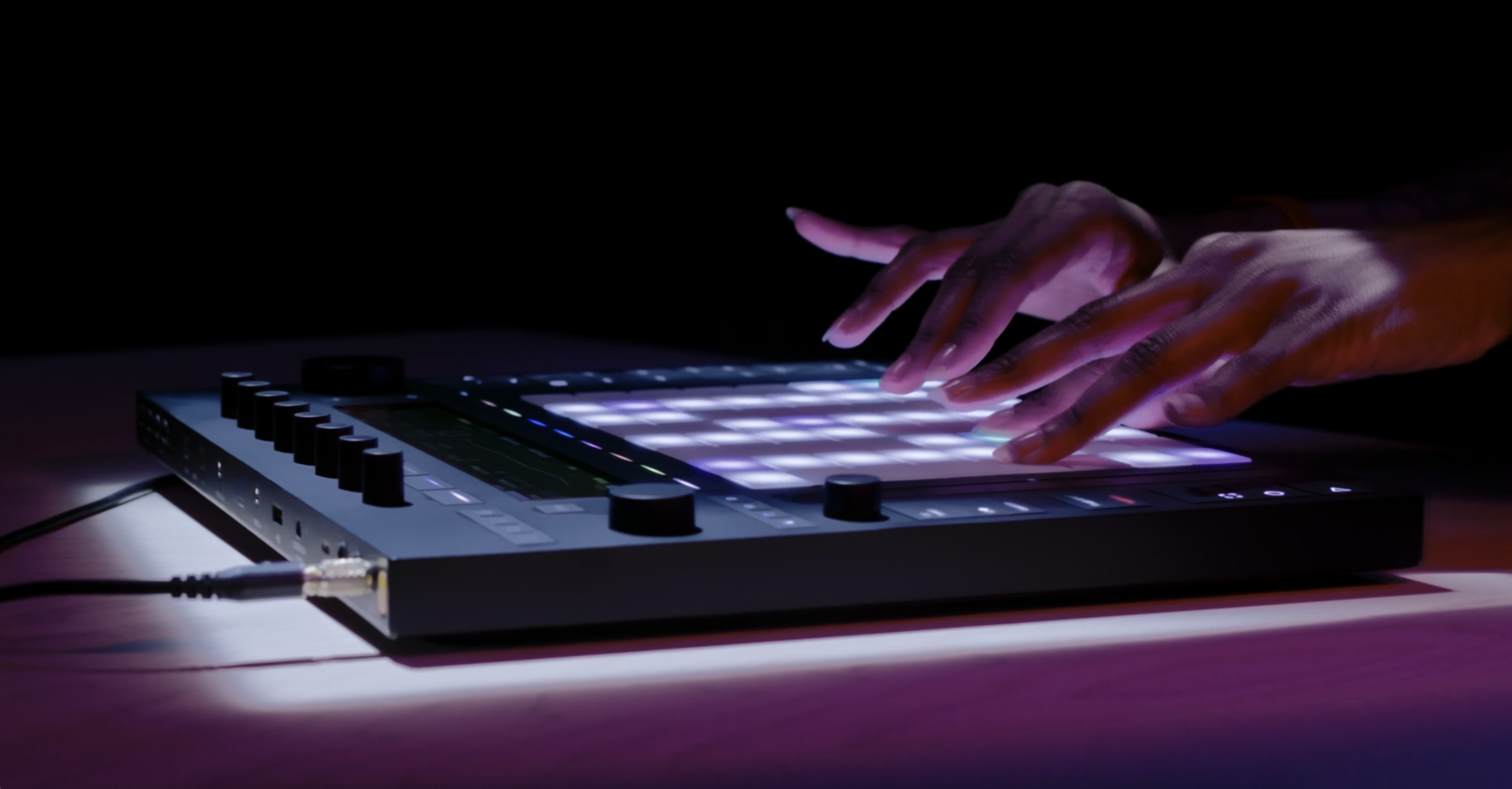 Amazon.com: Ableton Push 3 Standalone Workstation w/ 64 MPE pads