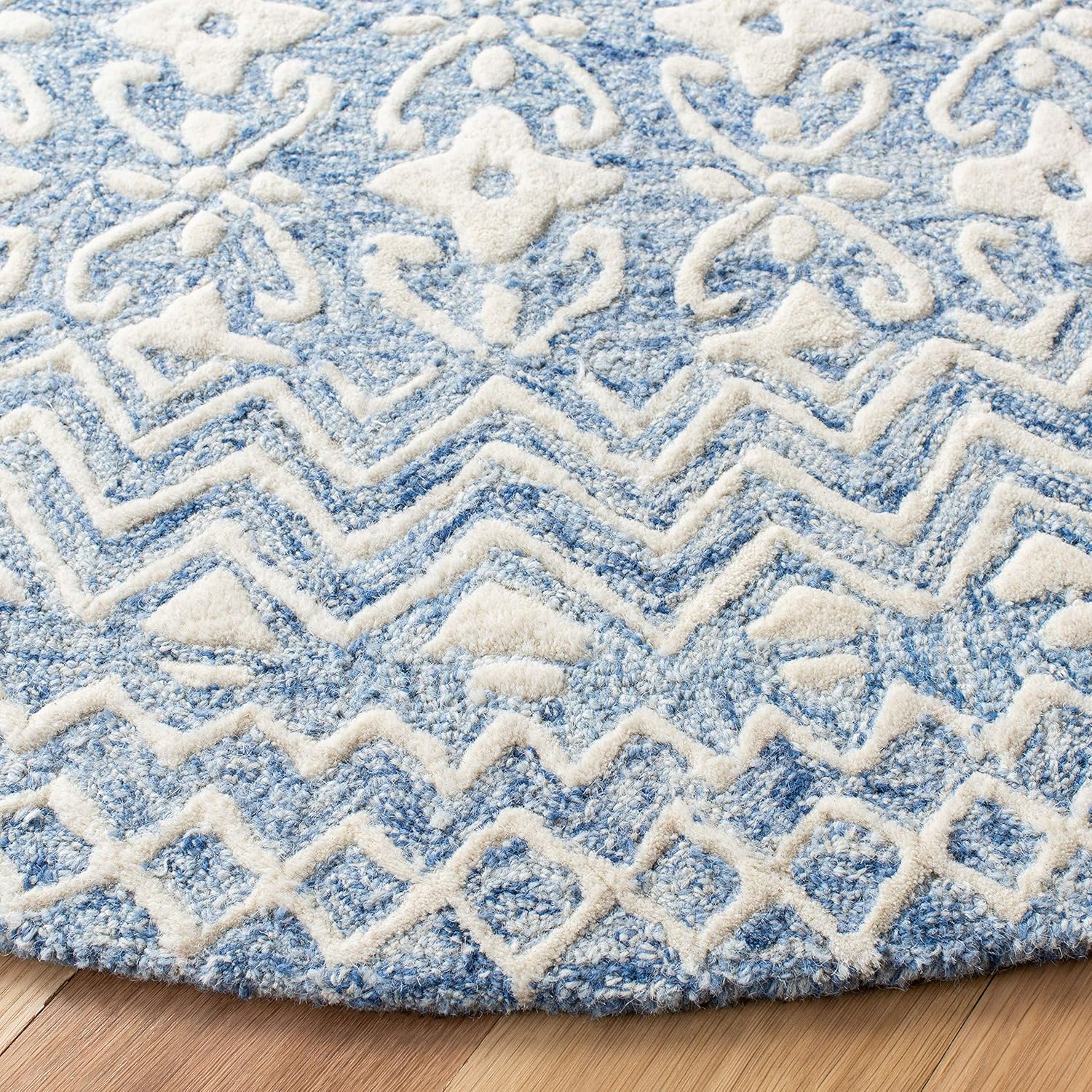 SAFAVIEH Blossom Collection Area Rug - 4' Round, Blue & Ivory, Handmade Wool, Ideal for High Traffic Areas in Living Room, Bedroom (BLM114M)