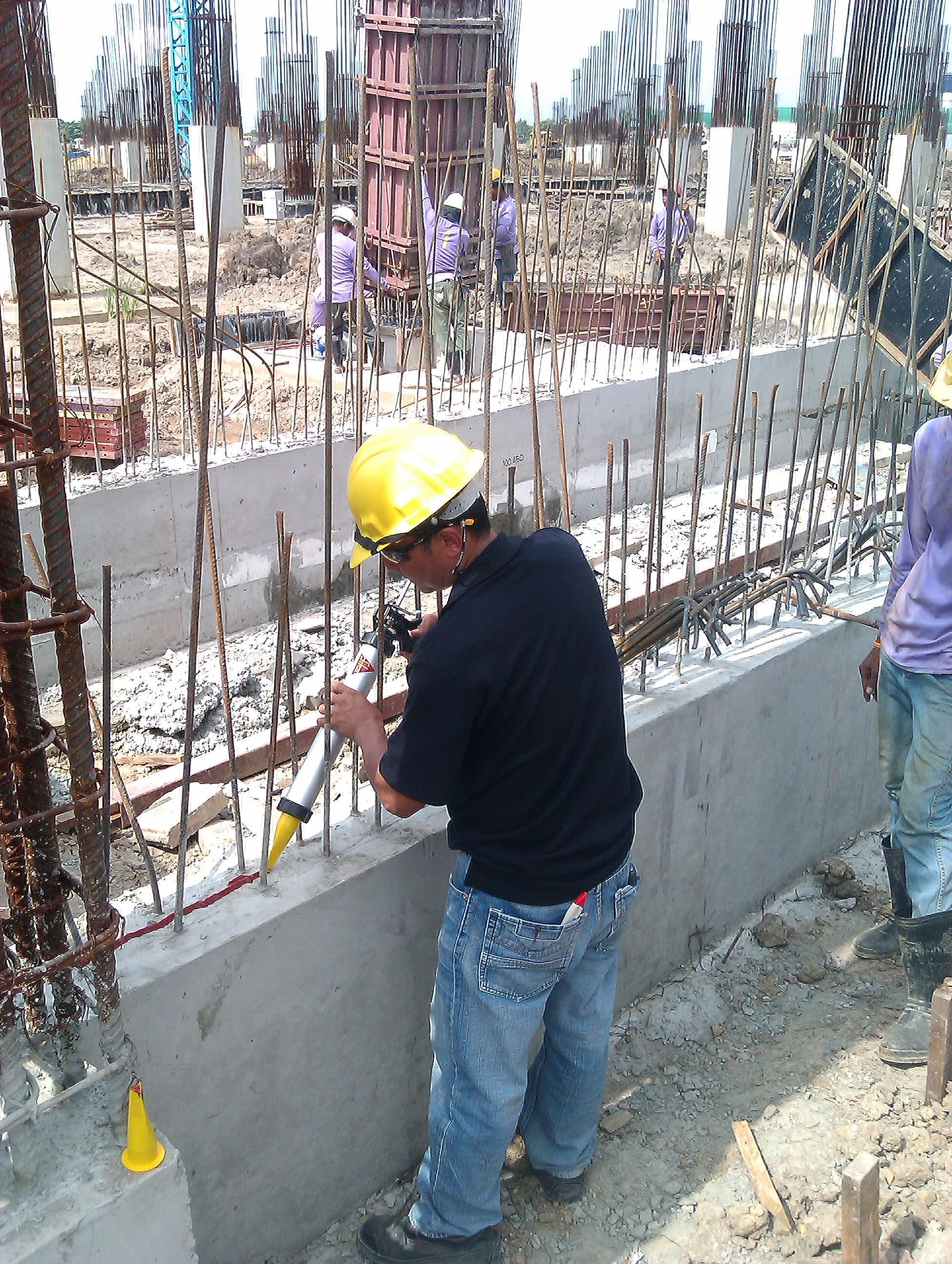 SIKA - Sellador hidrofílico - SikaSwell S-2 Rojo óxido - 600ml | Para juntas de construcción y penetraciones en hormigón - Buena adherencia - Sellado fiable y duradero