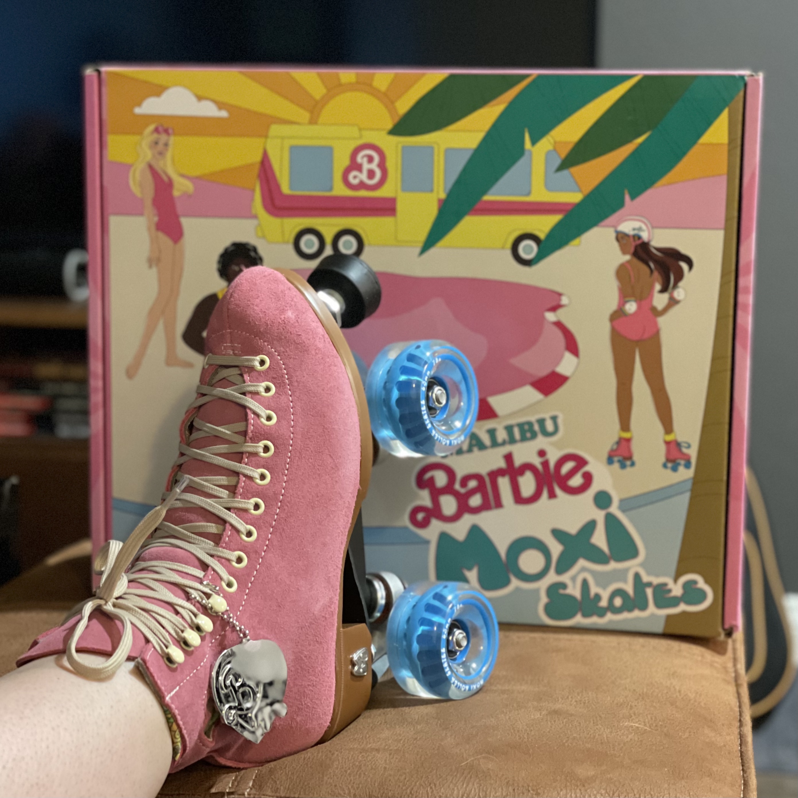 11/mo Finance Moxi Skates Malibu Barbie Limited Edition Fun and