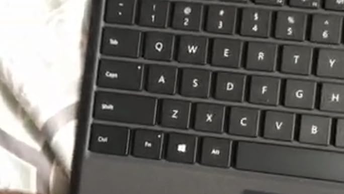 Microsoft - Surface Pro タイプカバー ブラック 英語配列 FMM-00001 Amazon.com: Microsoft FMM-00001 Type Cover for Surface Pro