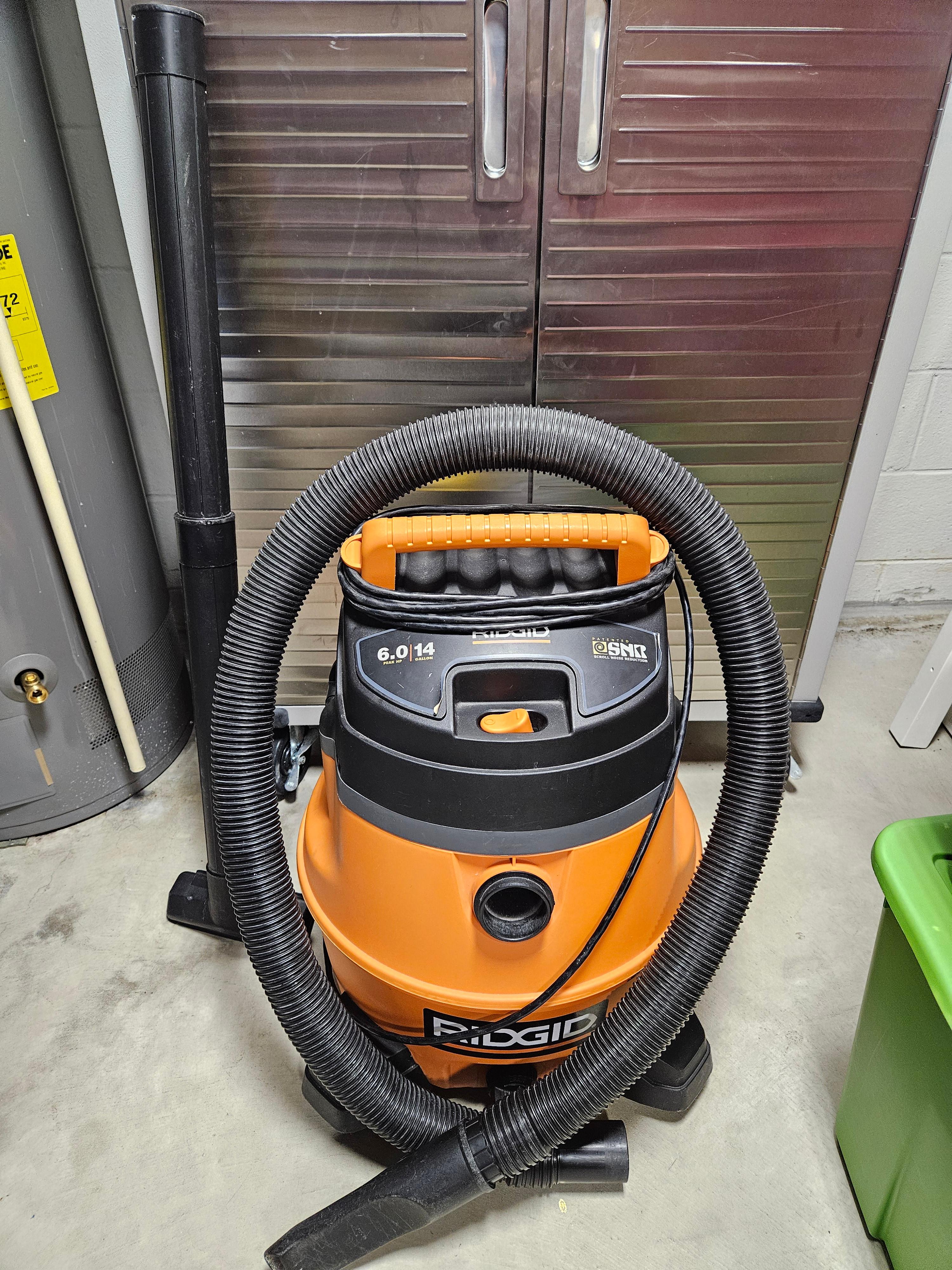 RIDGID WD1450 in use for dry vacuuming