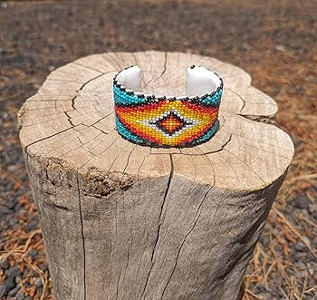 アクセサリー Navajo handmade Bracelet Amazon.com: Navajo Wide Cuff Bracelet Beads on Leather