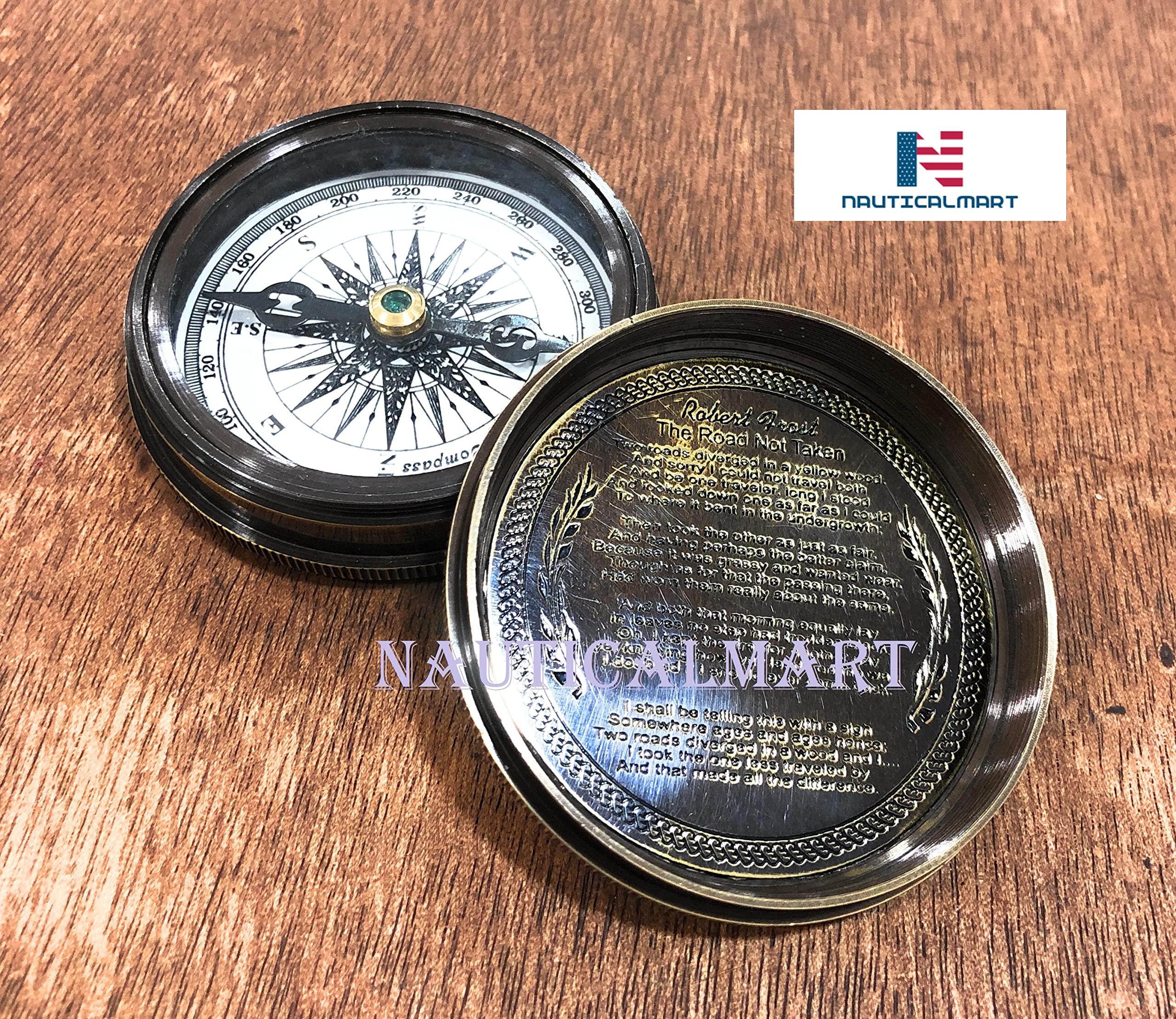 Nauticalmart - Brújula de latón con Funda de Piel, diseño Vintage de Robert Frost Poem