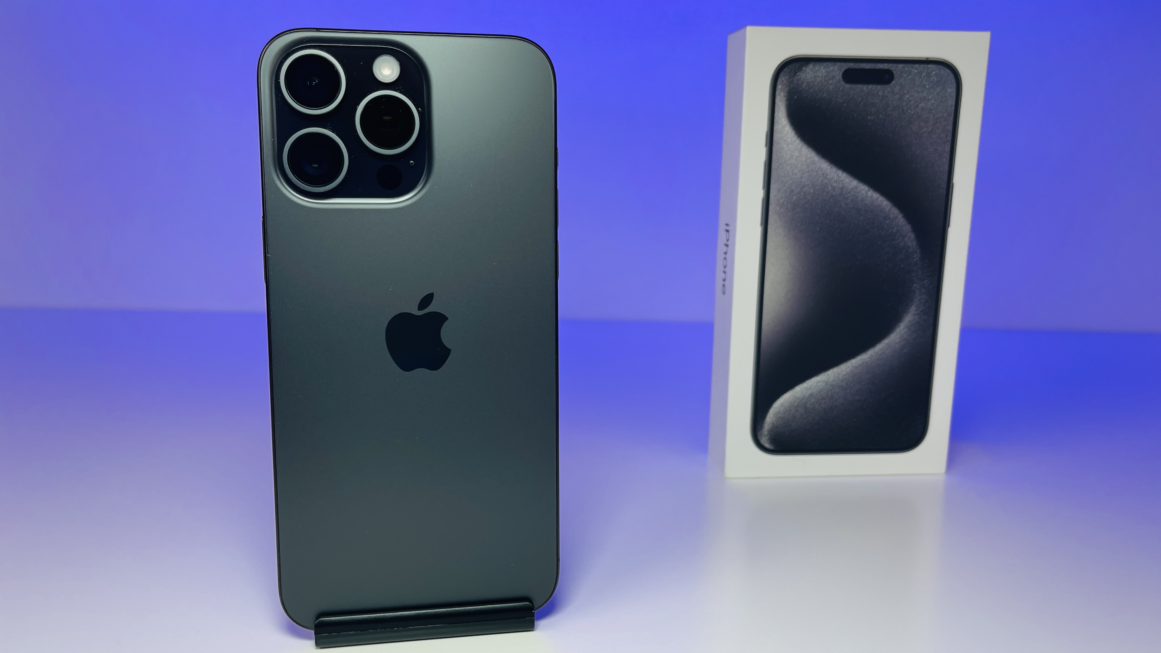 Watch Apple Iphone 15 Pro Max Full review titanium on Amazon Live