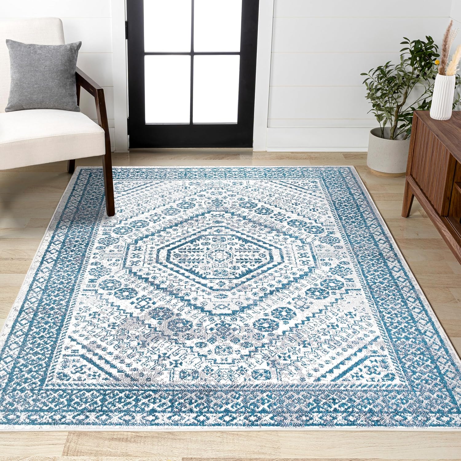 JONATHAN Y Boho Cottage Medallion Blue/White Indoor Area Rug, 3x5, Bohemian, Vintage, Easy-Cleaning for Living Room, Bedroom, Kitchen, Pet Friendly, Non-Shedding (MDP501C-3)