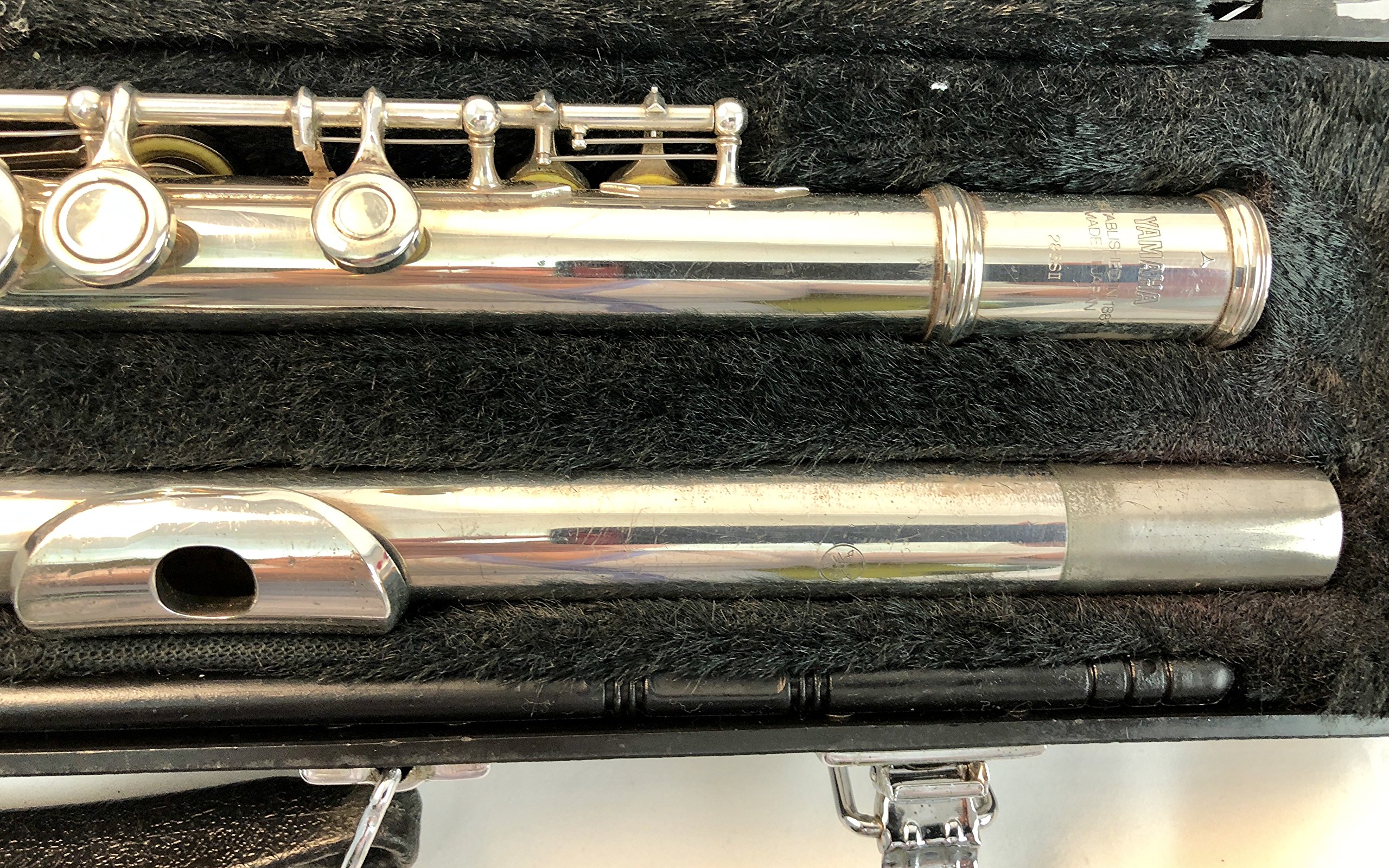 Yamaha YFL-285 SII Silver Plated Open-Hole Flute with Carry Case