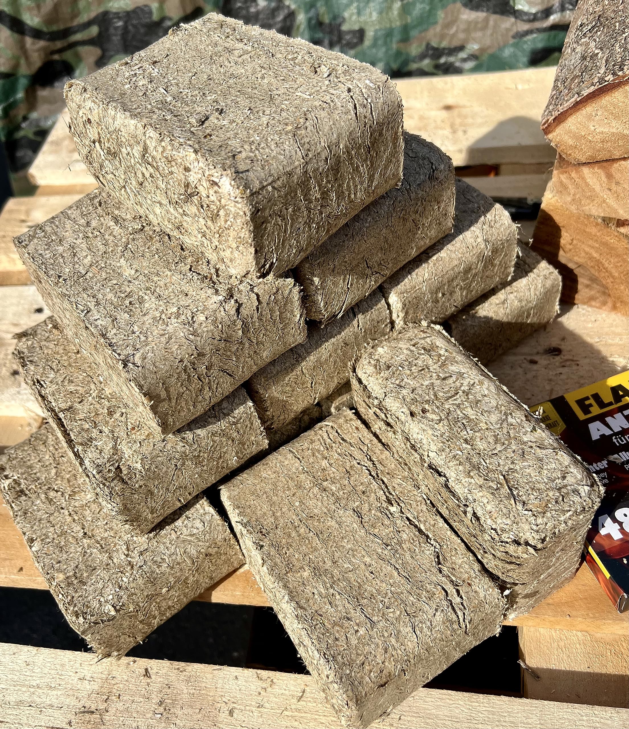 84x 48er Pack Anzündwürfel Kaminanzünder Kohleanzünder Anzünder Würfel Zünder Grillanzünder Ofenanzünder für Kamin, Ofen Kohlenanzünder Anzündwolle Anmachwürfel + 1 Bildmagnet
