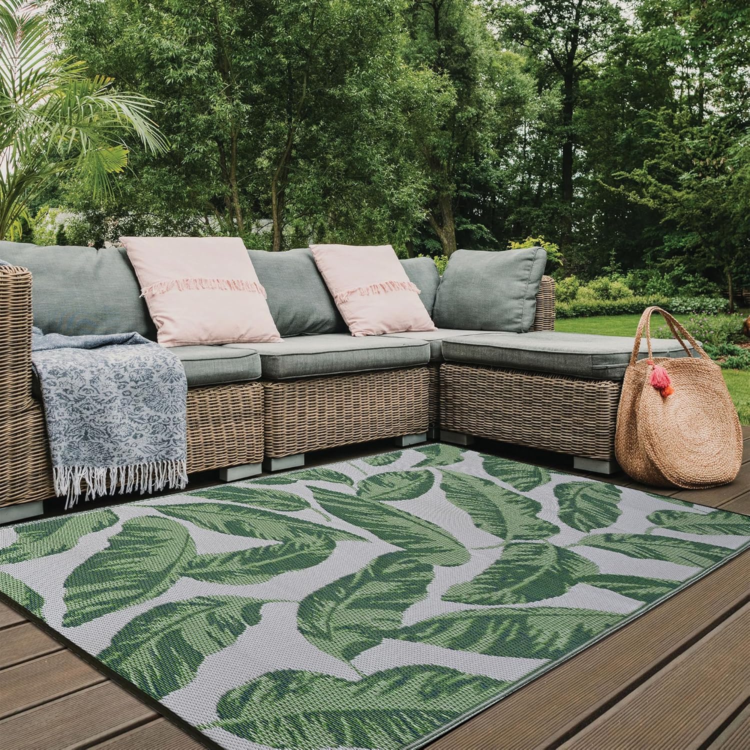 Outdoor Patio Rug Mat Reversible and Waterproof Made with Recycled