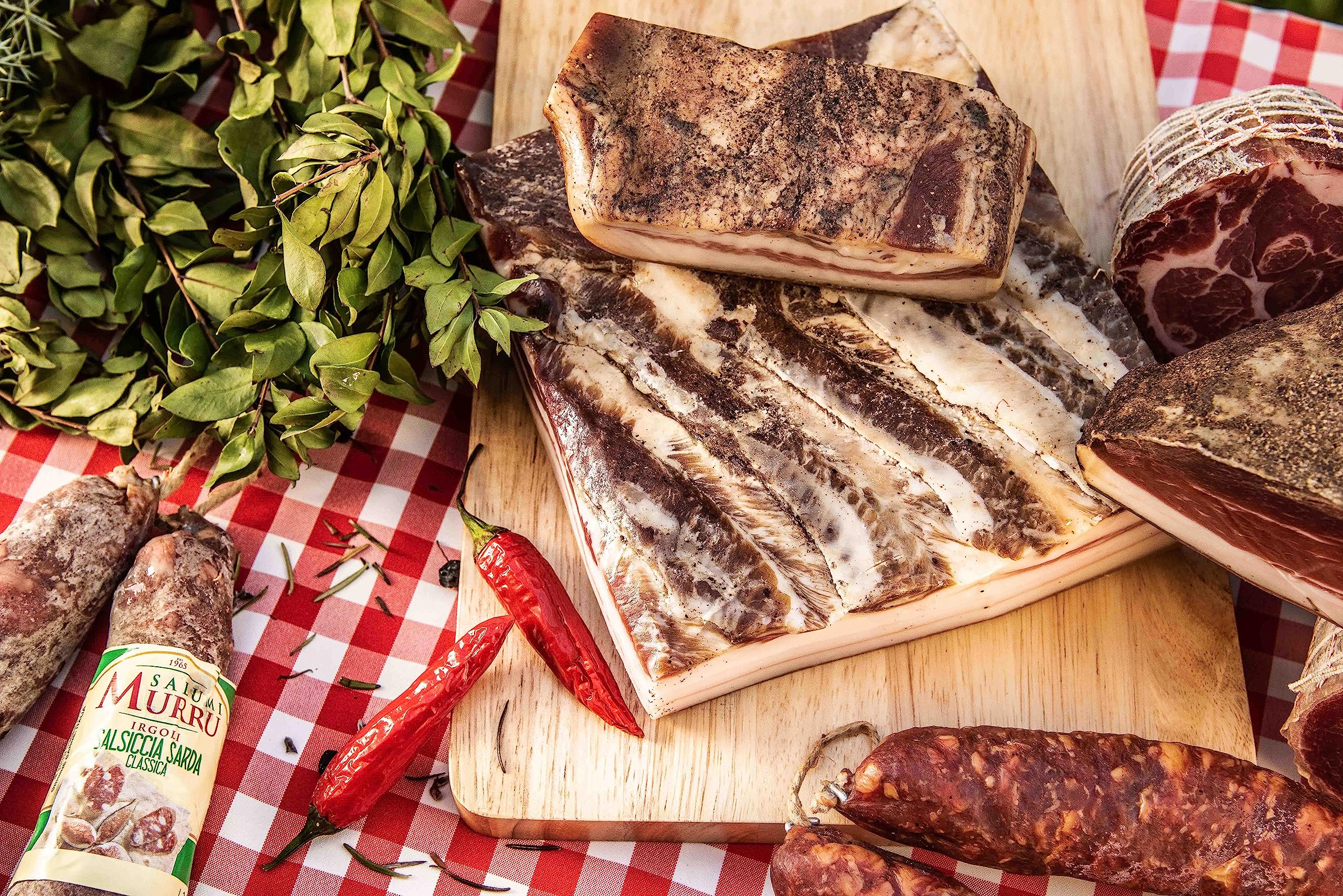 Panceta Italiana ahumada, tocino típico en 3 lonchas de aproximadamente 250 g cada una