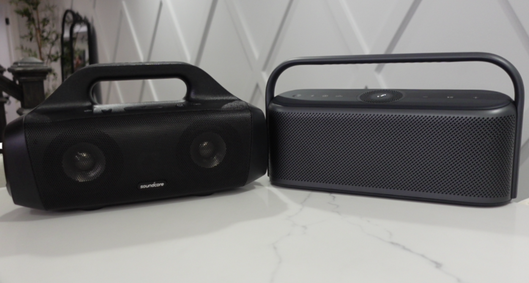 Watch Soundcore Anker Motion Boom Plus v.s. Soundcore Motion X600