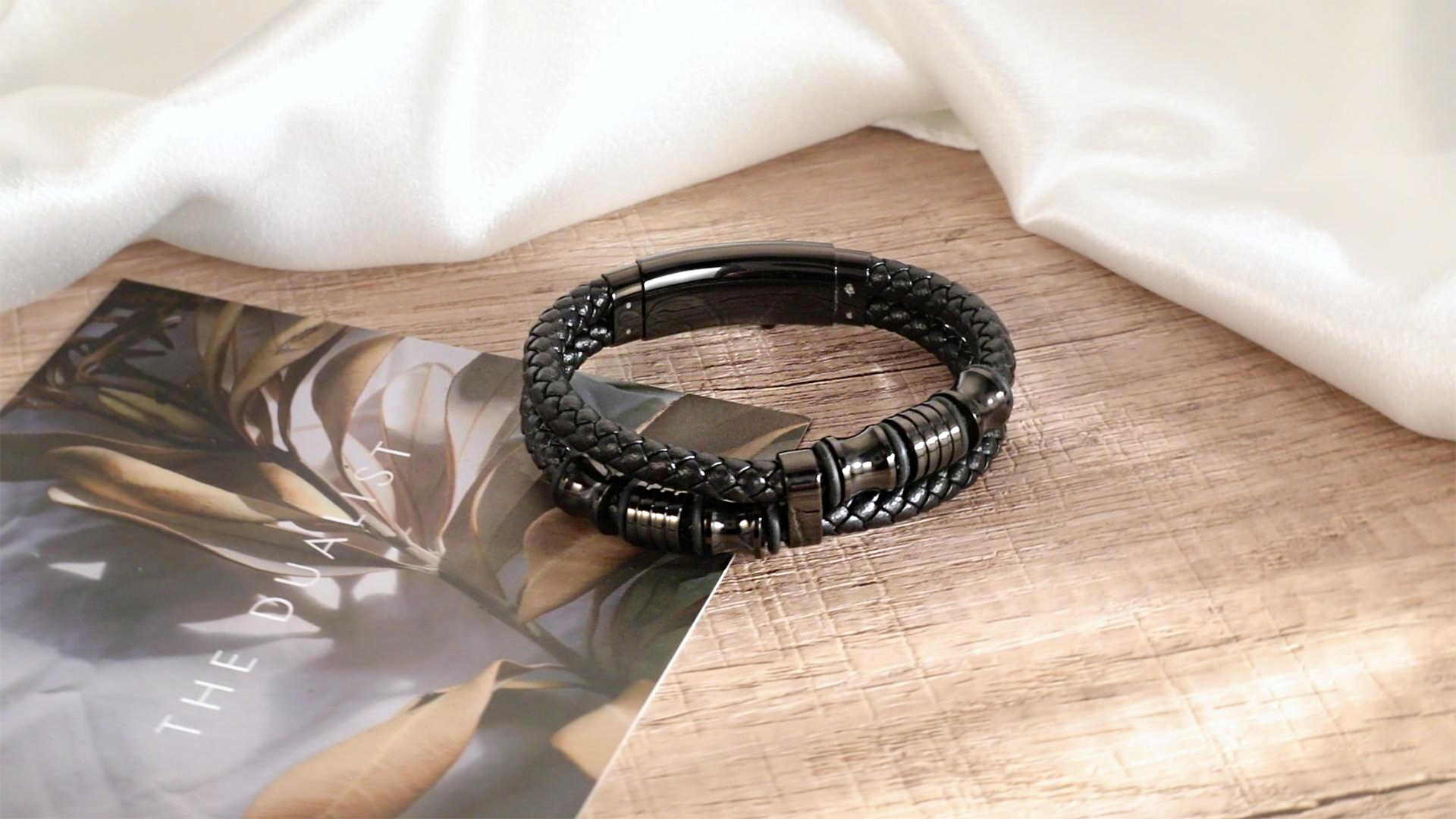 Pulsera para hombre de cuero trenzado negro con versículo bíblico miniatura 7