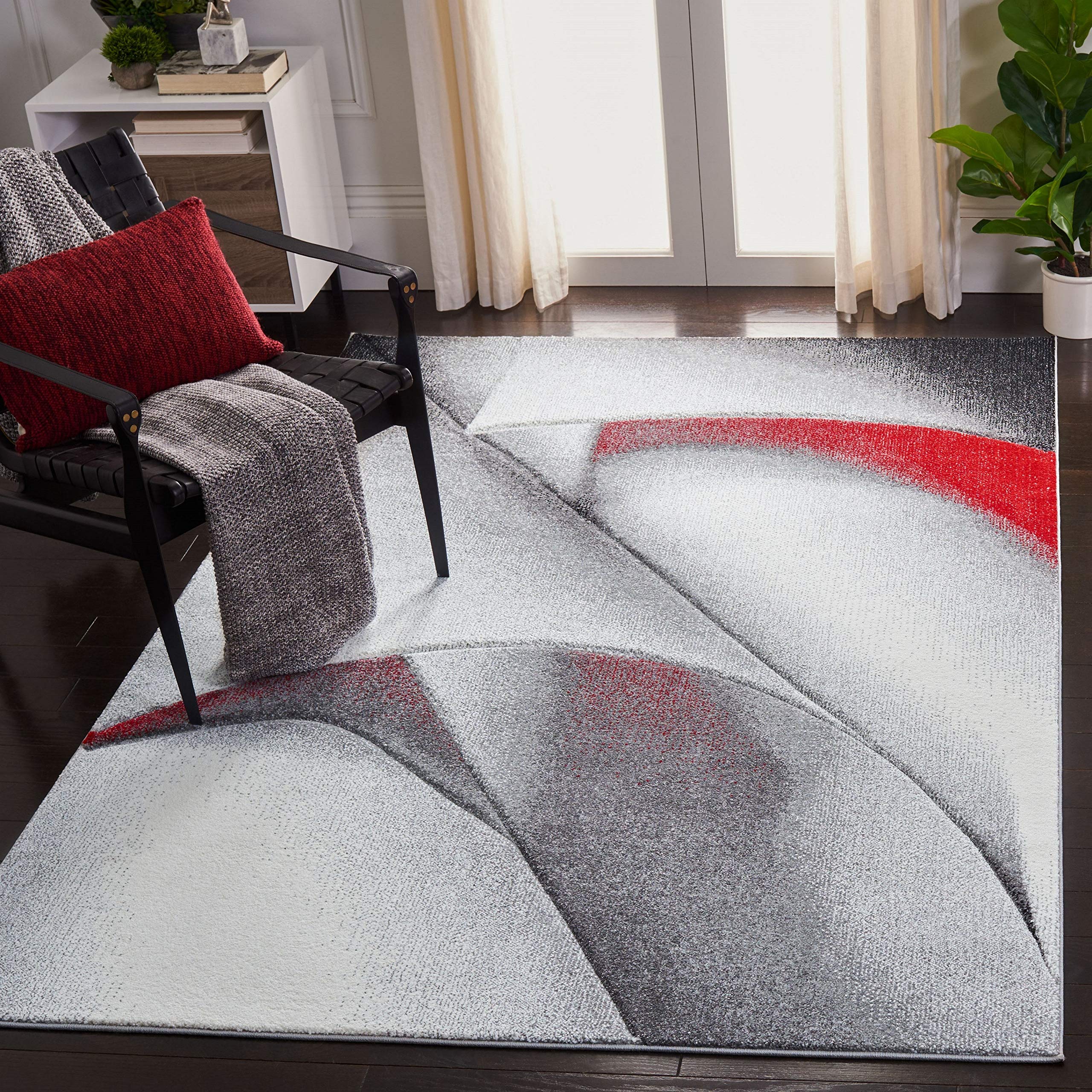 SAFAVIEH Modern Rug for Living Room Dining Room, Bedroom - Hollywood Collection, Short Pile, in Grey and Red, 79 X 152 cm