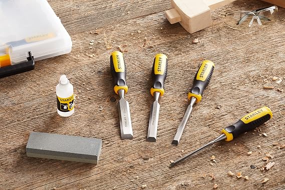 STANLEY Wood Chisel Kit (5 Pieces), Formones, Dynagrip, Carbon Steel Blade, Includes Whetstone/Oil/Case Sizes: 6, 12, 18, 25, 32 mm, 5-16-421