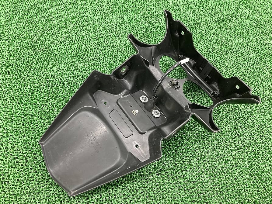 GSR400用リヤフェンダー純正 GSR400用リヤフェンダー純正 GSR400用リヤフェンダー純正 GSR400