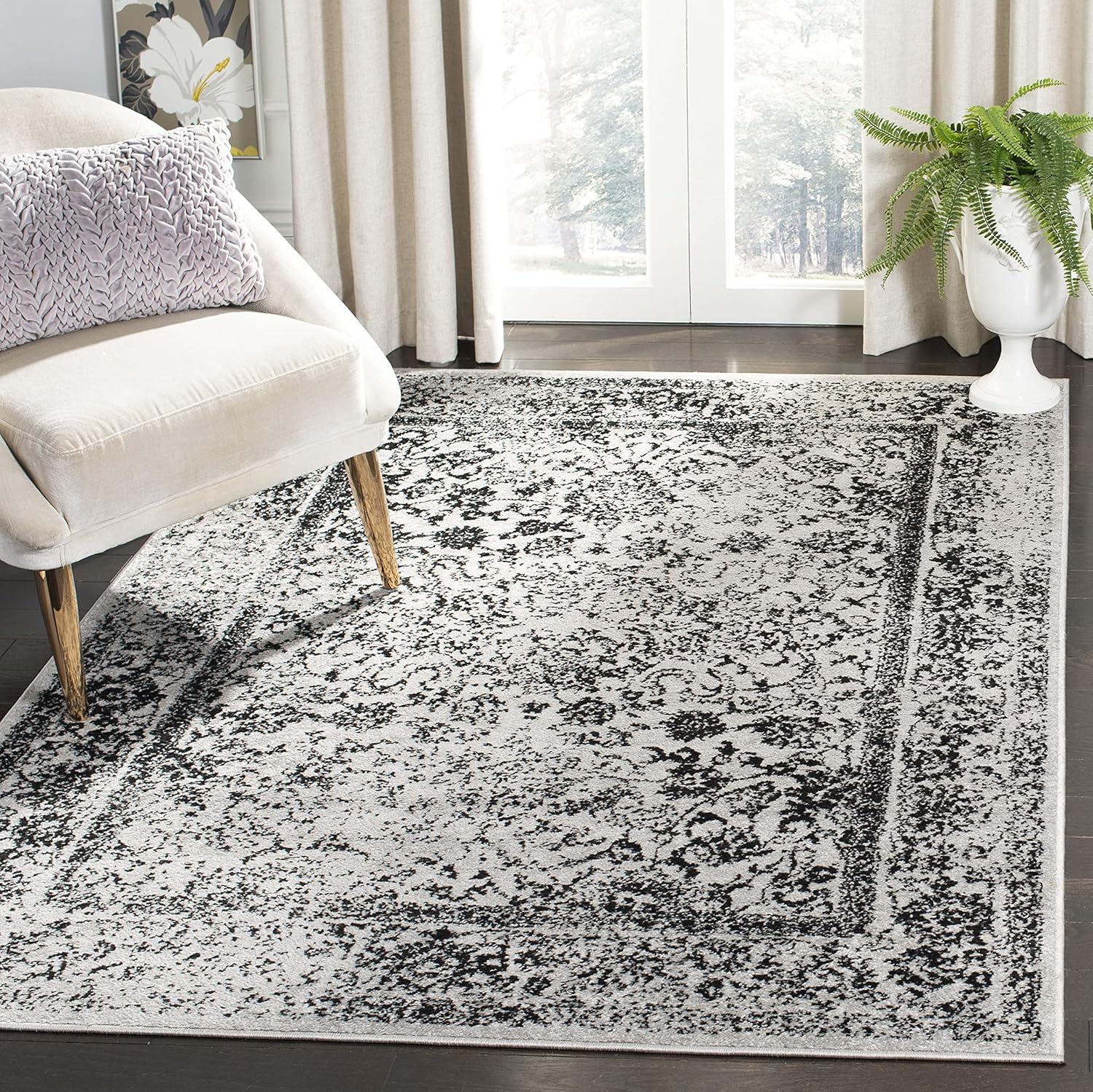 SAFAVIEH Adirondack Collection Accent Rug - 3' x 5', Ivory & Silver, Oriental Distressed Design, Non-Shedding & Easy Care, Ideal for High Traffic Areas in Entryway, Living Room, Bedroom (ADRW109C)