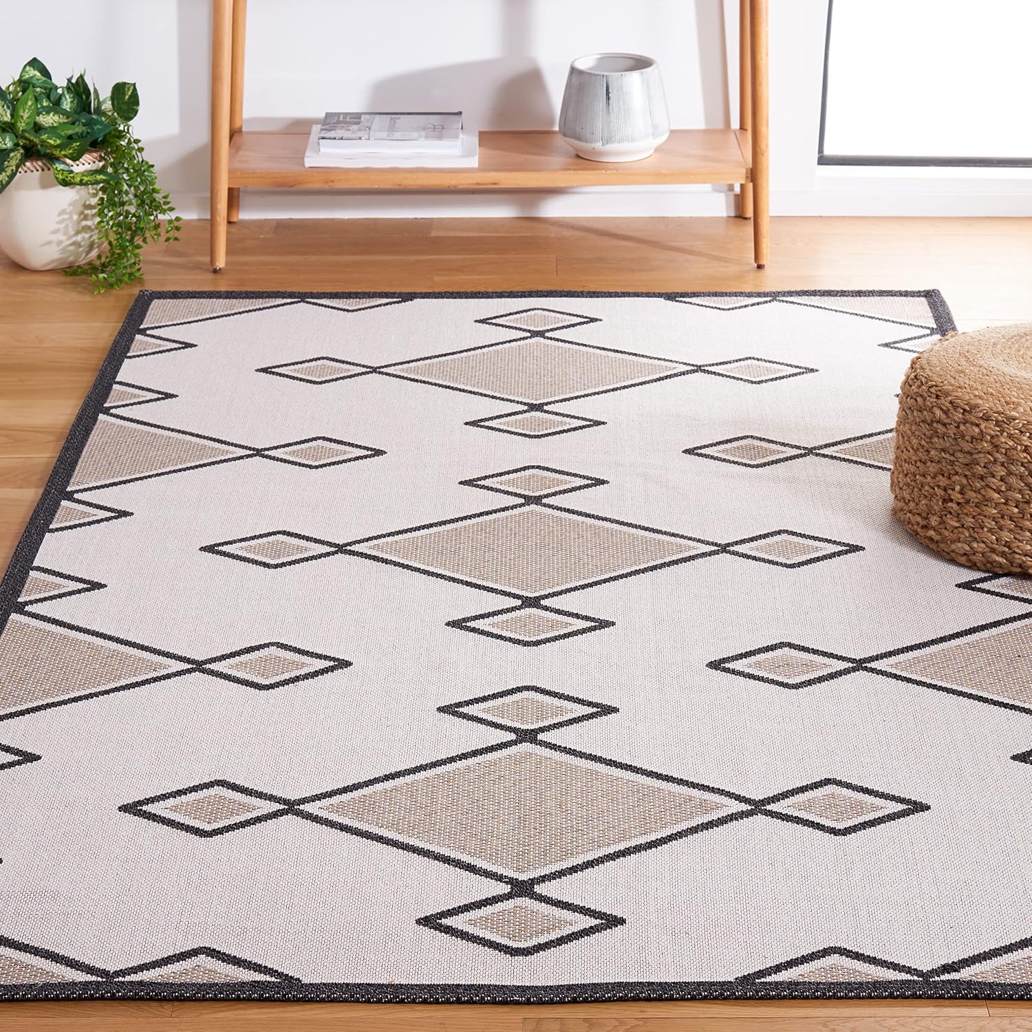 SAFAVIEH Augustine Collection Runner Rug - 2' x 9', Beige & Black, Rustic Tribal Design, Non-Shedding & Easy Care, Ideal for High Traffic Areas in Living Room, Bedroom (AGT439B)