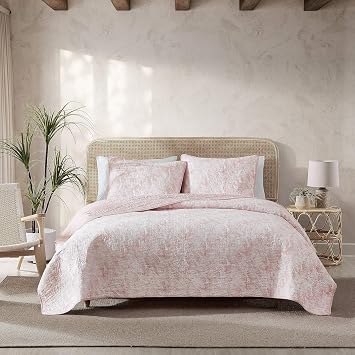 Tommy Bahama - King Quilt Set, Reversible Cotton Bedroom Decor with Matching Shams, Tropical Bedding with Textured Reverse Distressed Water Leaves Coral, King