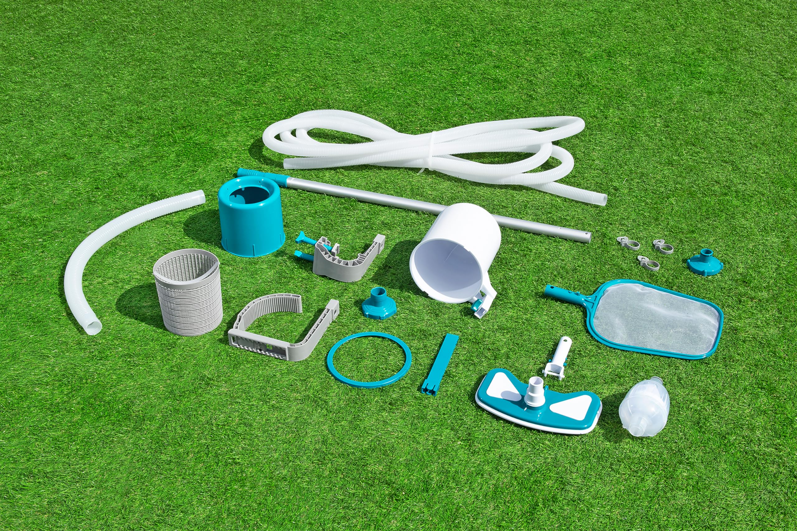 Bestway Kit d'entretien Deluxe avec Skimmer de Surface, tête de Balai aspirateur, Tuyau 7,5 m et épuisette