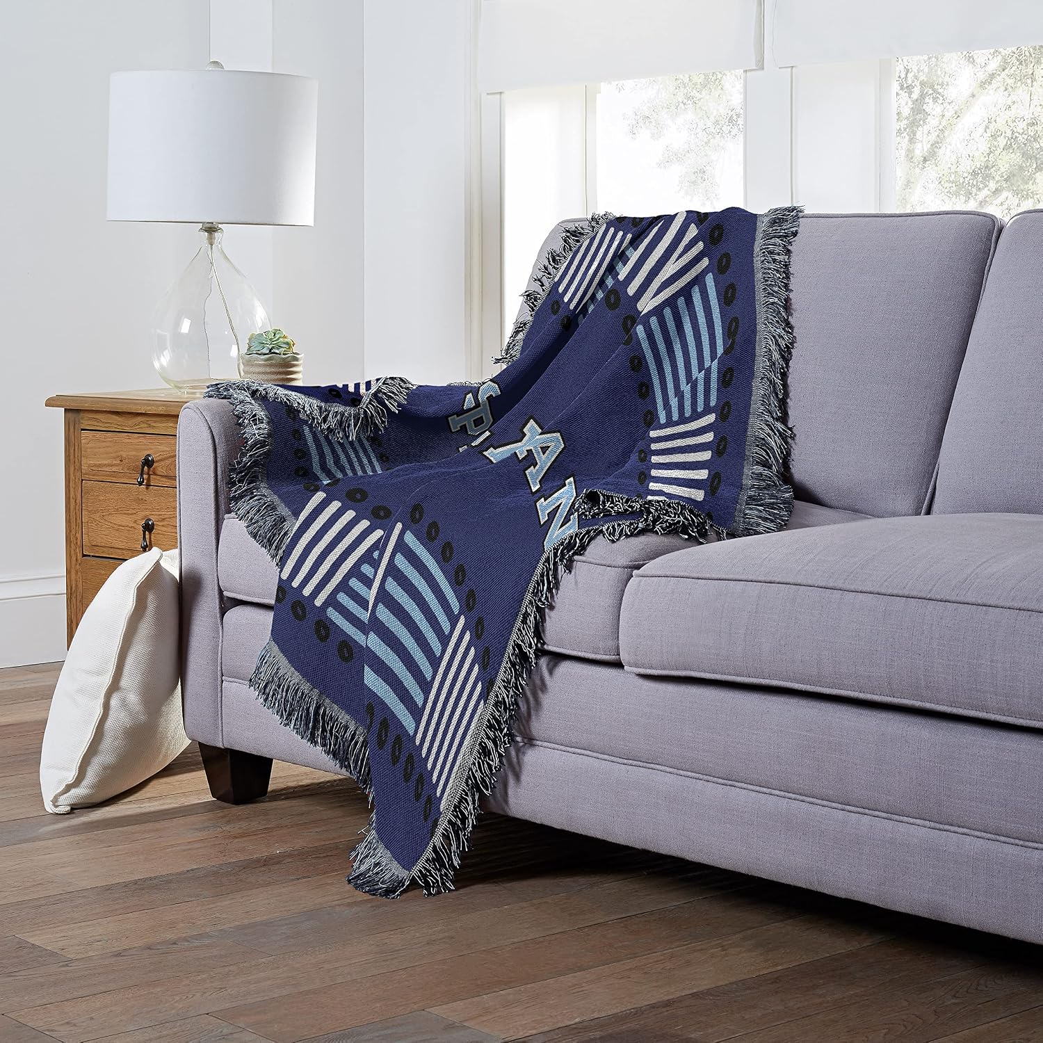 Northwest NCAA Unisex-Adult Woven Jacquard Throw Blanket
