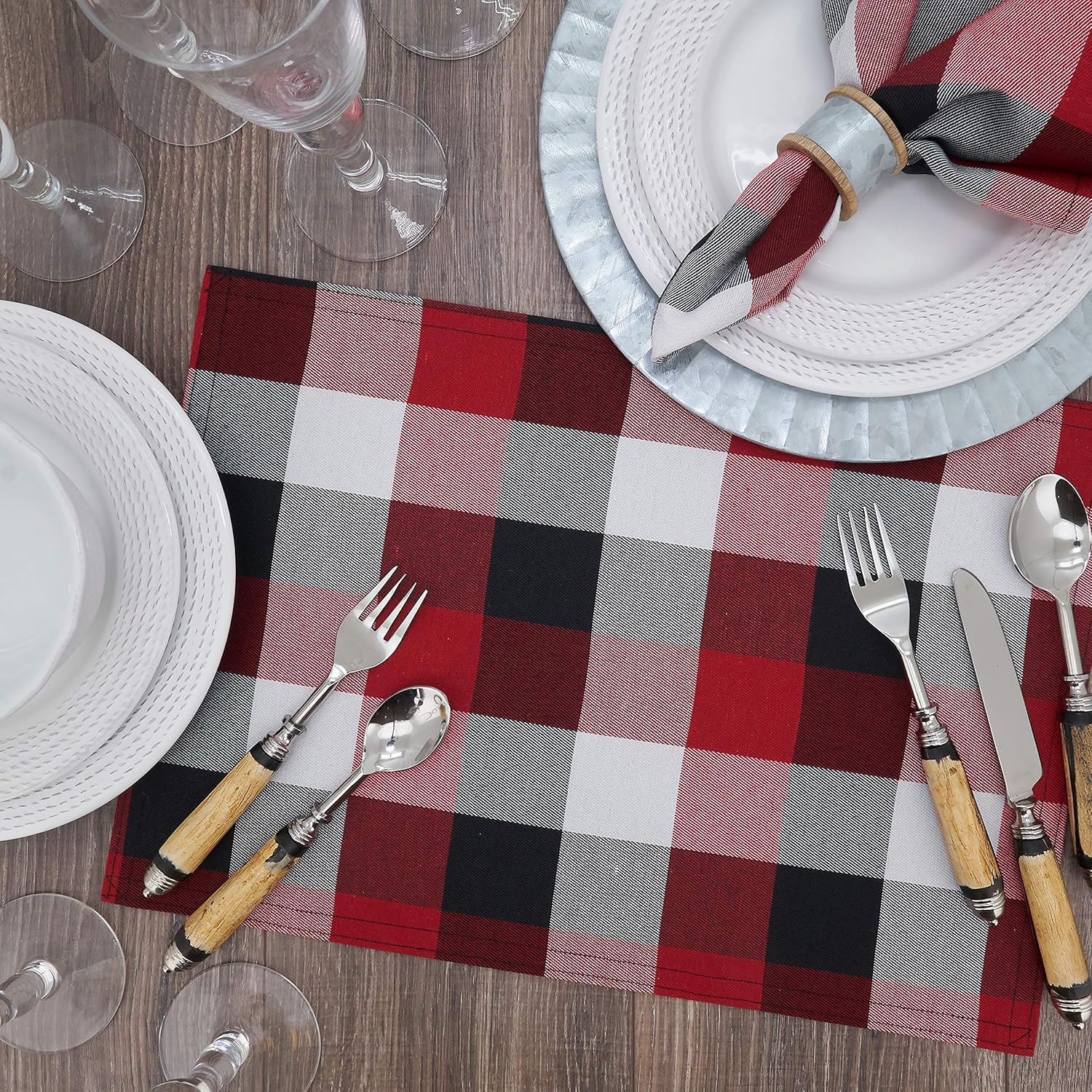 Plaid Pattern Placemats (Set of 4)