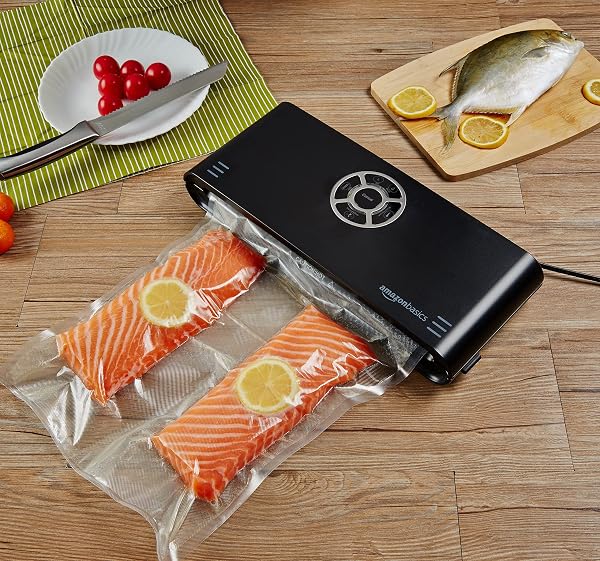 Amazon Basics 30 cm x 600 cm, 2 Rollen für Vakuumierer - 3