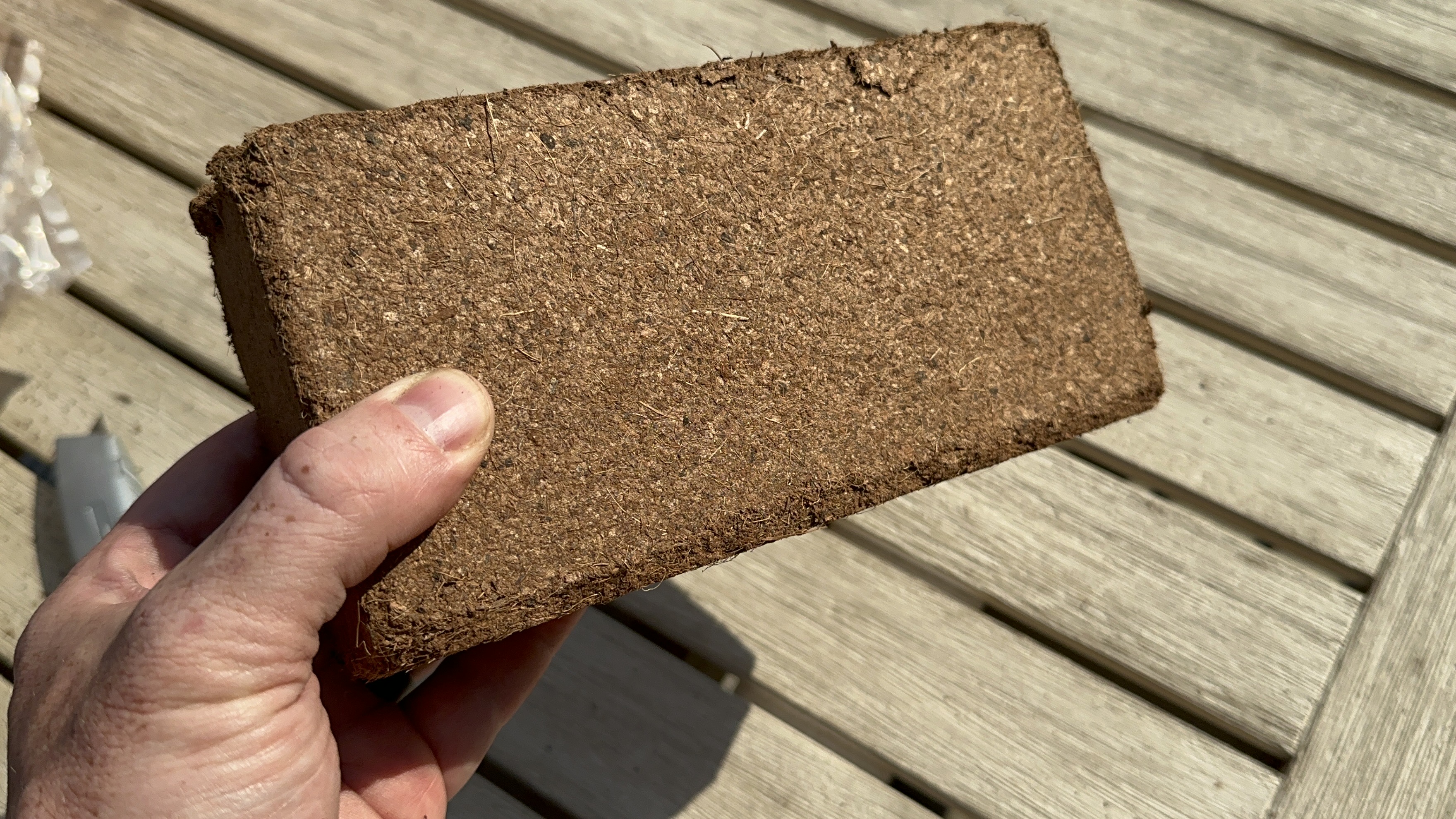 Watch Plantonix Coco Coir is a top quality product for gardening