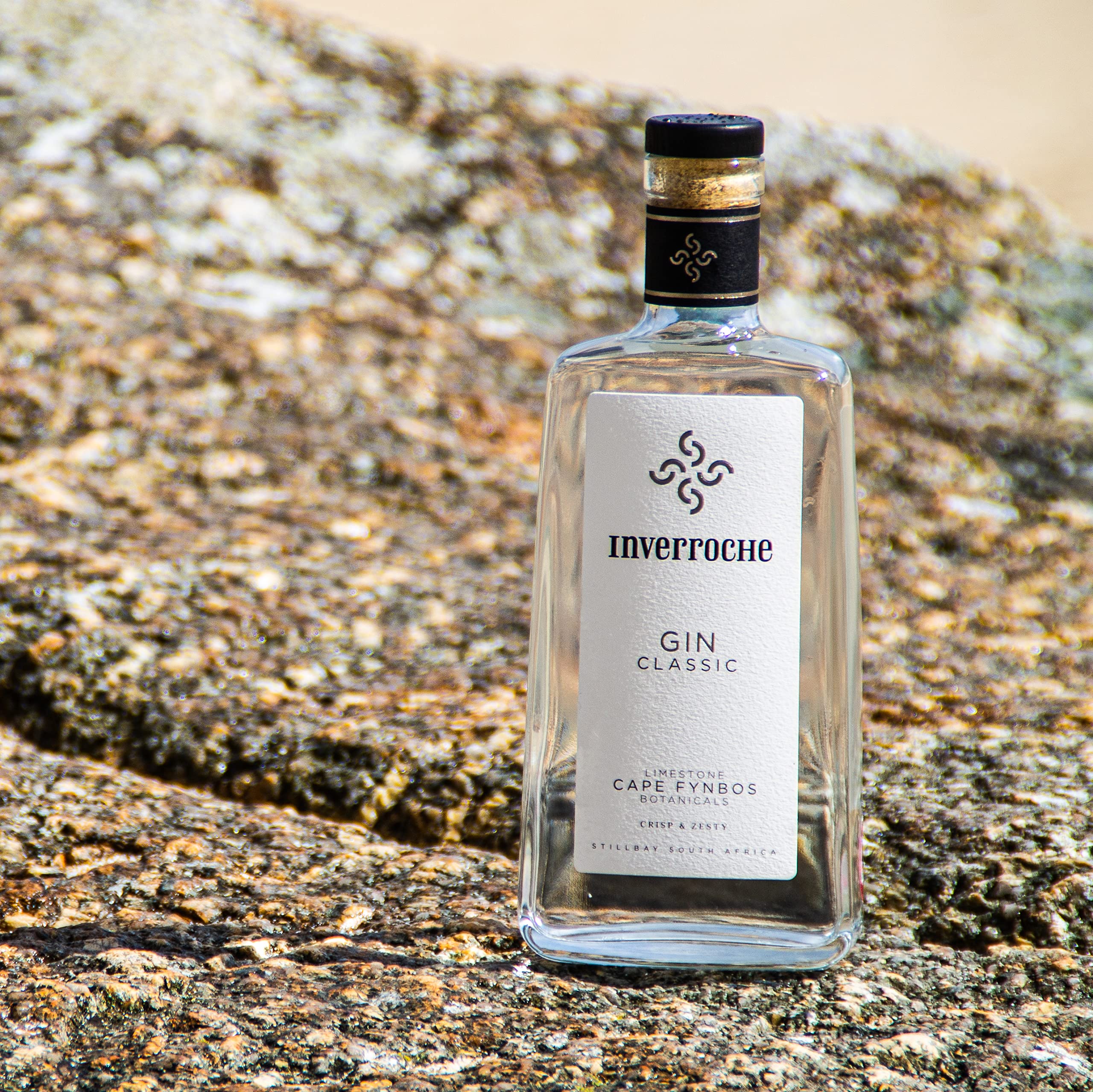 Inverroche Classic Gin, Botanica Fynbos del Capo Occidentale con Citrus Buchu, vol 43%, 70 CL