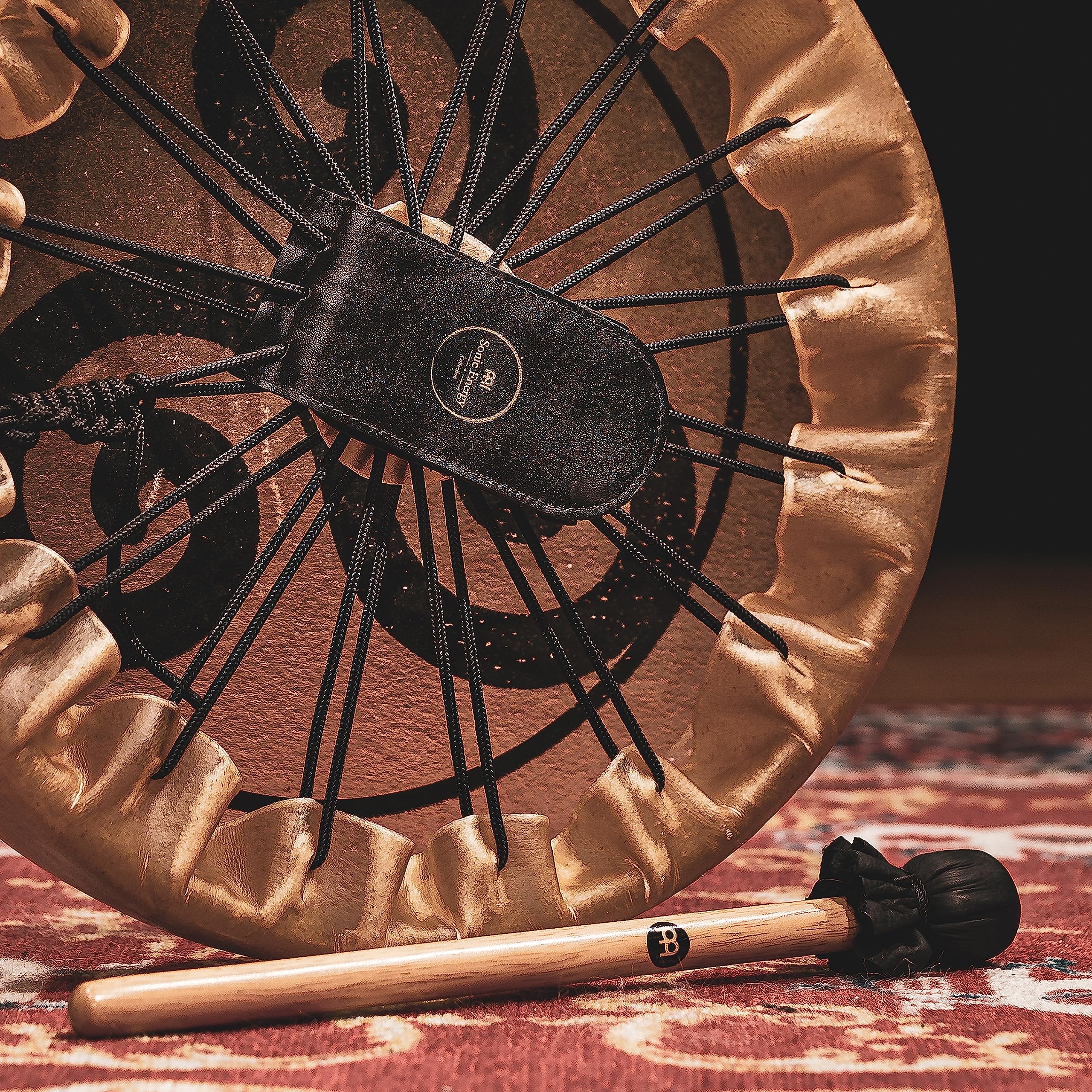 Sonic Energy Frame Drum 15 pouces – triskel – Hand Drum pour la méditation, les voyages sonores, la percussion - instrument chamanique en peau de buffle - mailloche incluse (HOD15-TR)